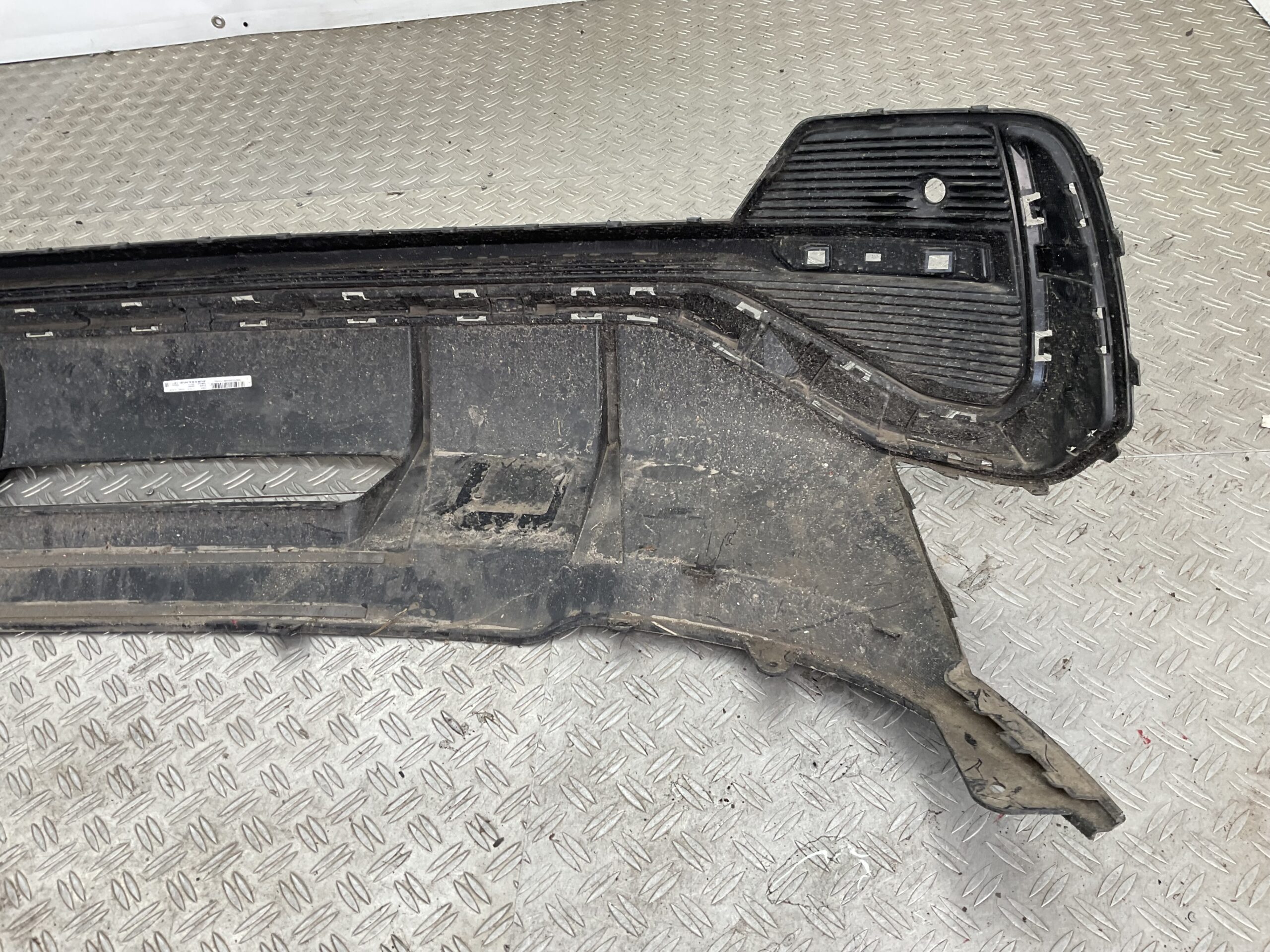 Bumper Audi Q3 F3 18- 83F807521B Achterbumper lip F3-18469
