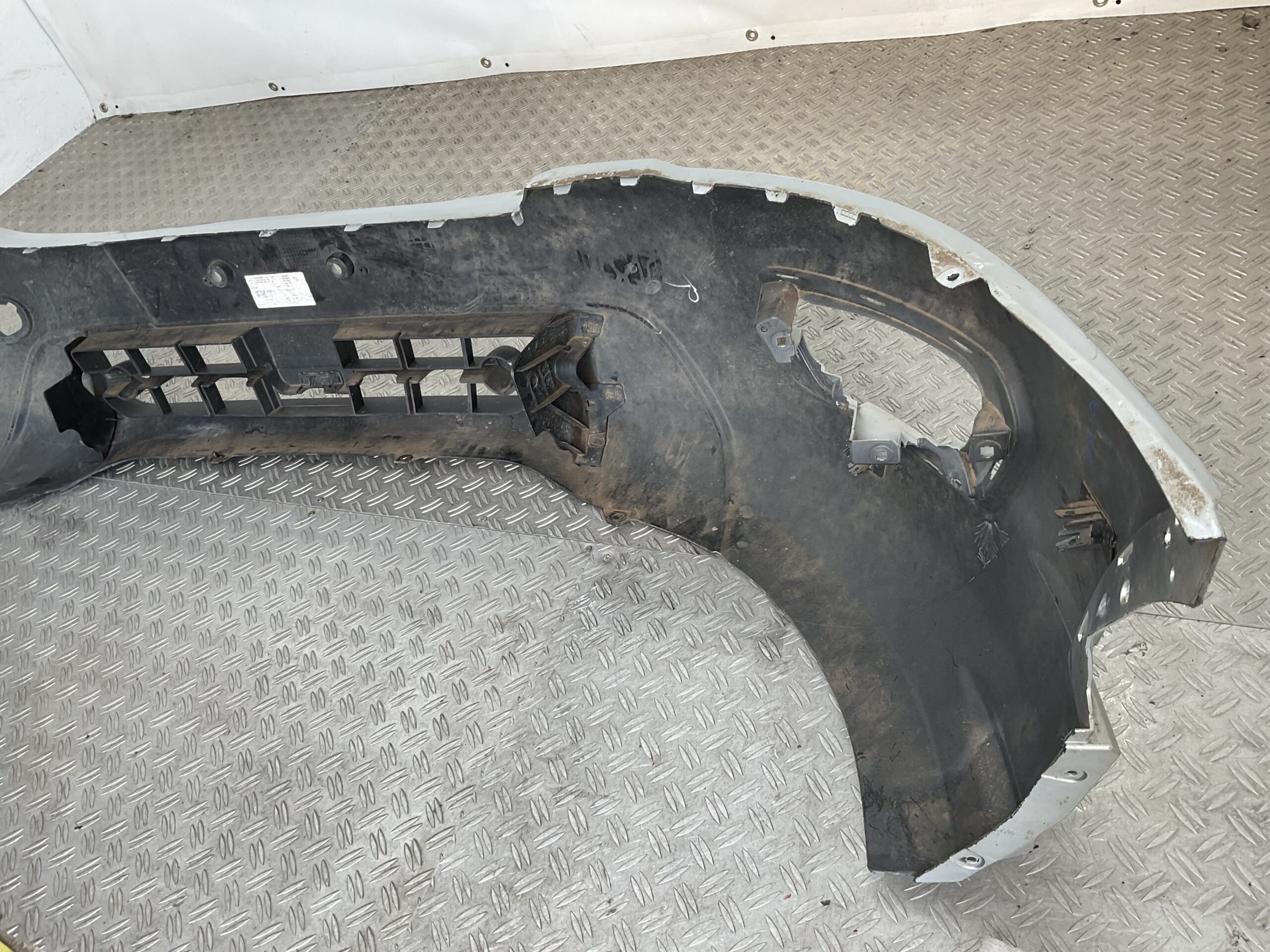 Bumper Ford Transit KK31-R17757-D/E/F Voorbumper D1-18509