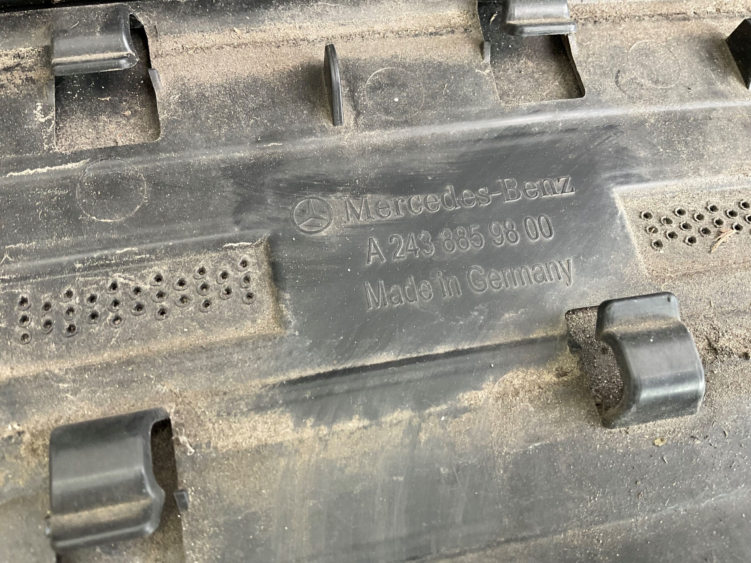 Bumper Mercedes-Benz EQA A243 X243 a2438859800 Achterbumper F3-18531