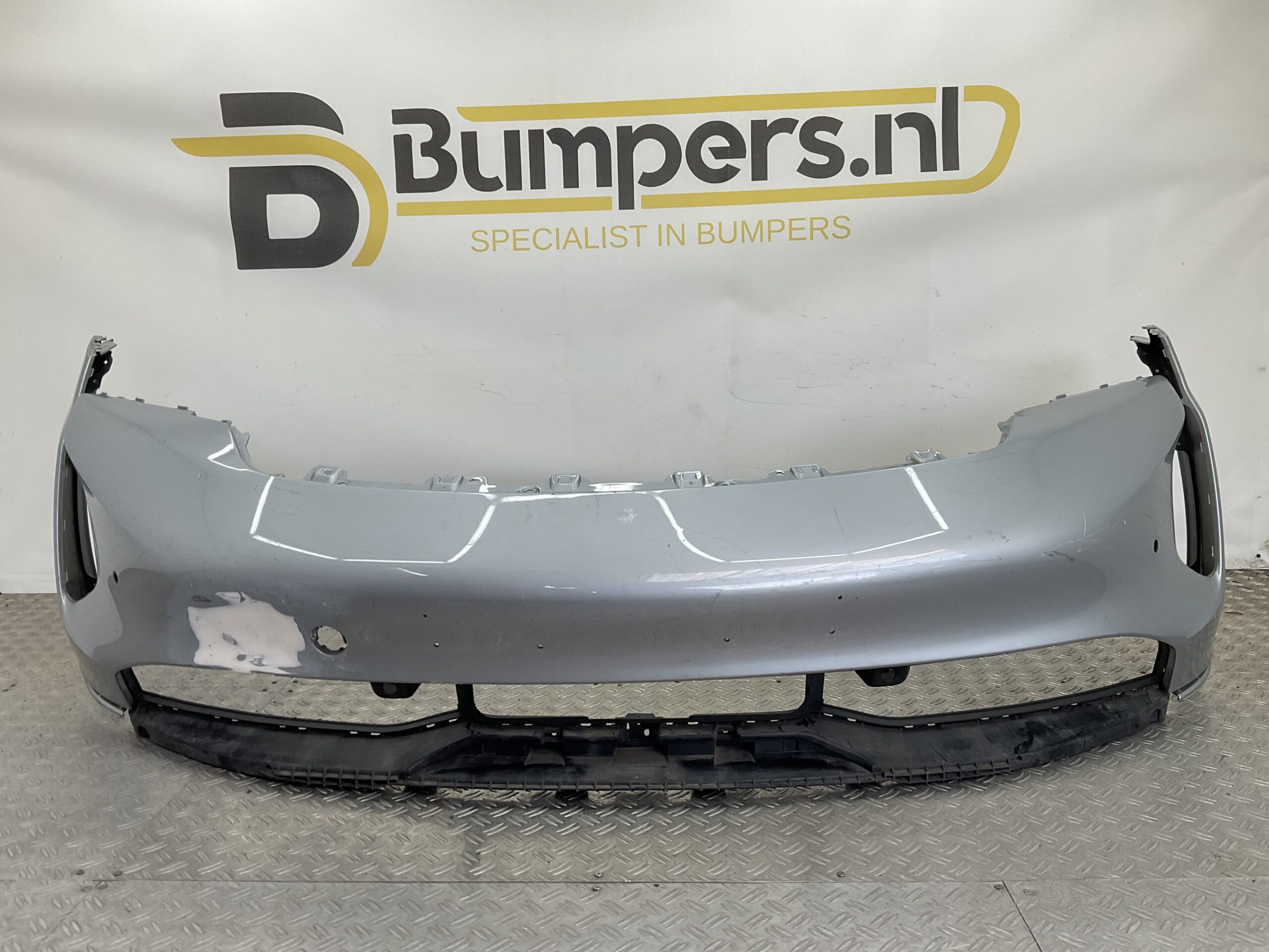 Bumper Porsche Taycan 9J1807683 Voorbumper MI16985