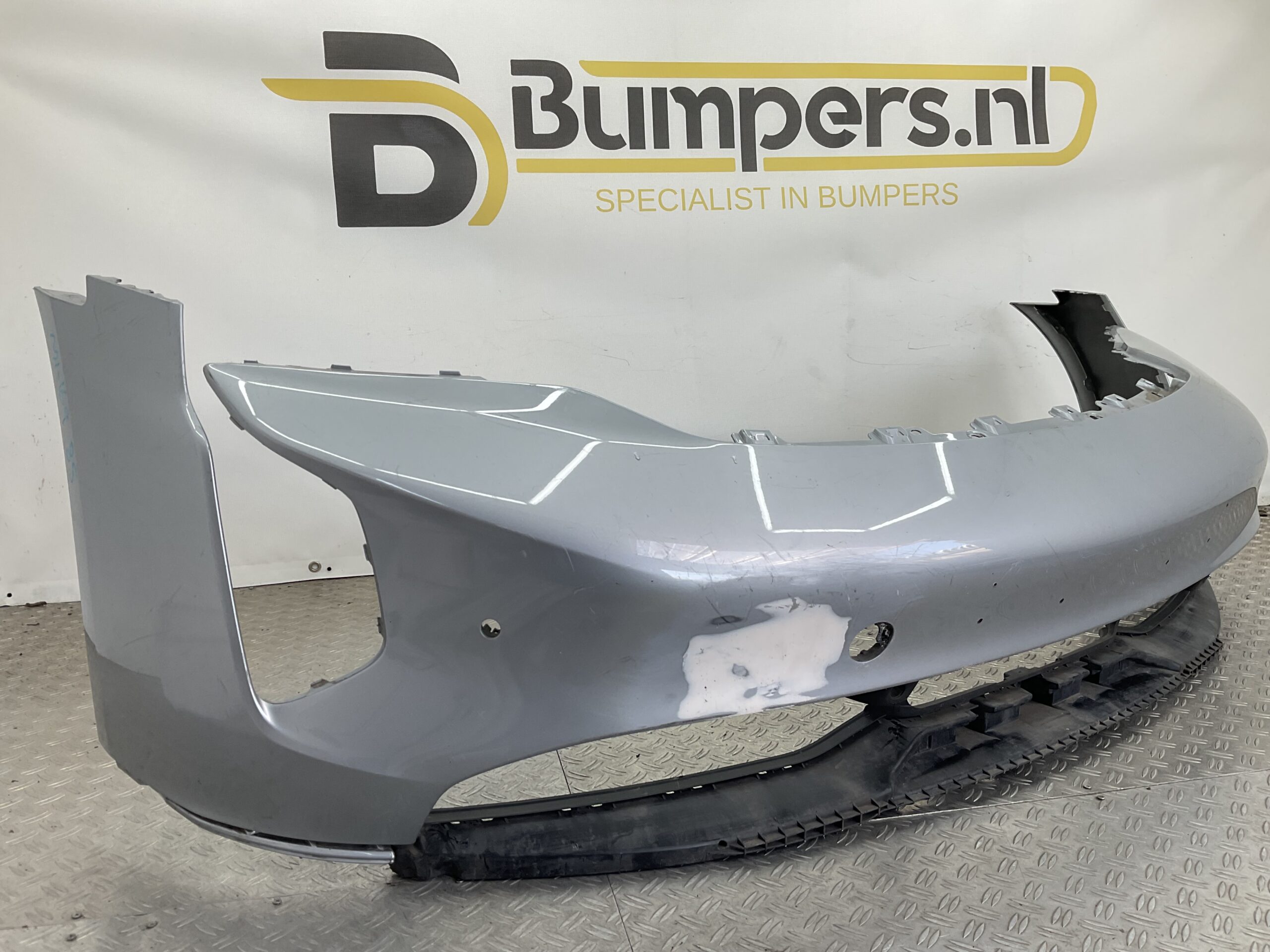 Bumper Porsche Taycan 9J1807683 Voorbumper MI16985