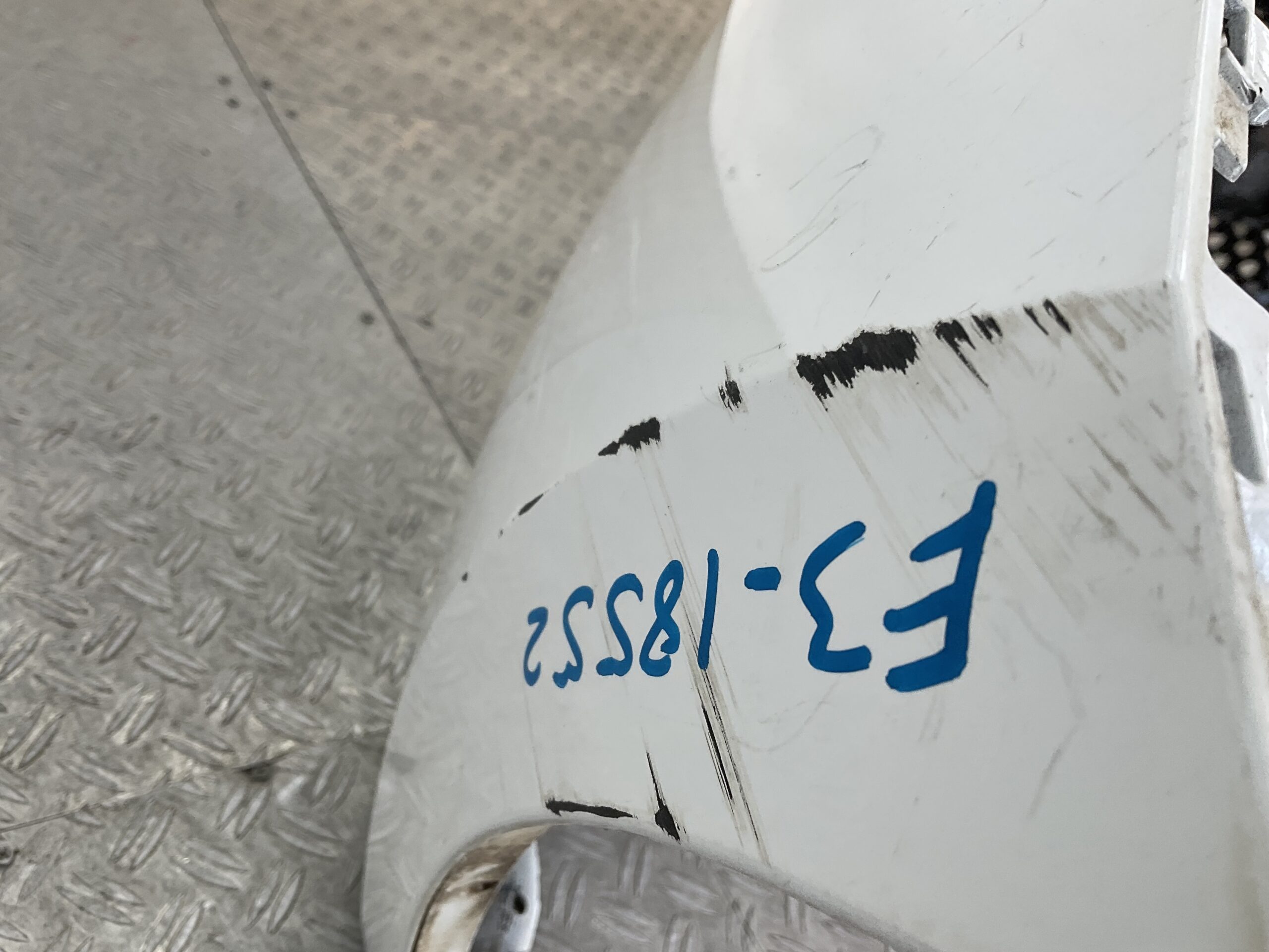 Bumper Hyundai i20 2015 86511C8000 Voorbumper E3-18552