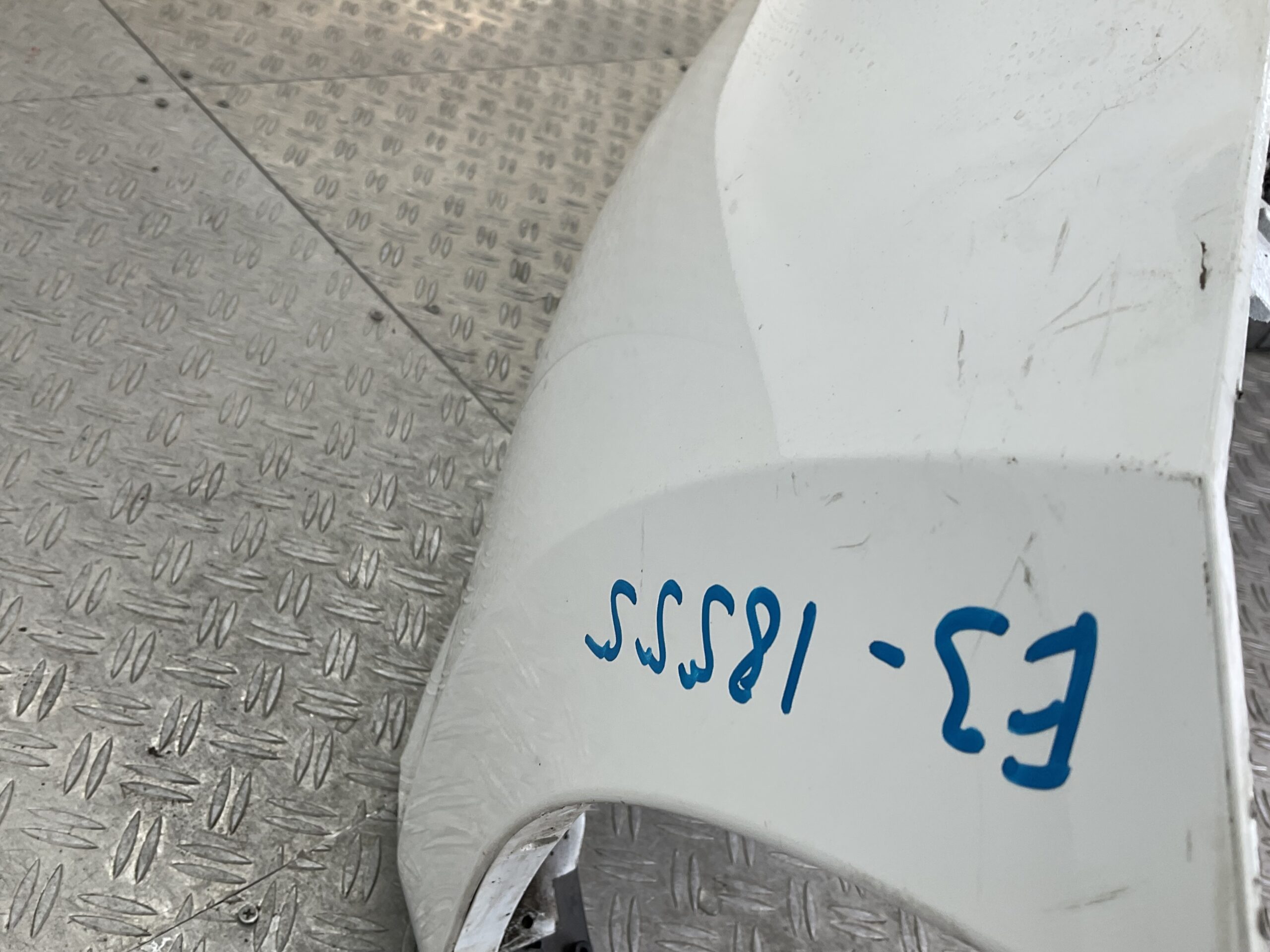 Bumper Hyundai i20 2015 86511C8000 Voorbumper E3-18555