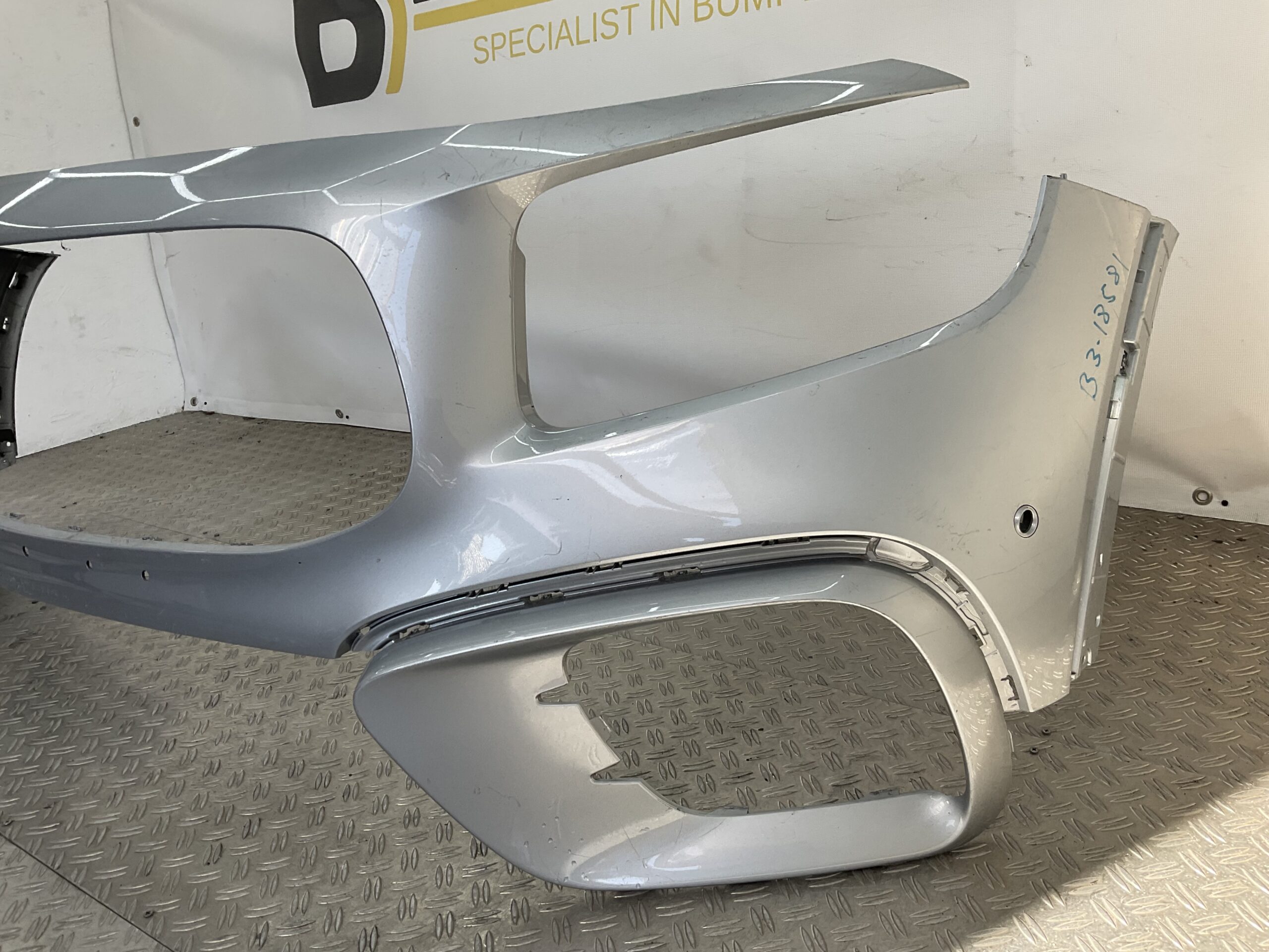 Bumper Mercedes-Benz GLB X247 A2478859110 Voorbumper B3-18581