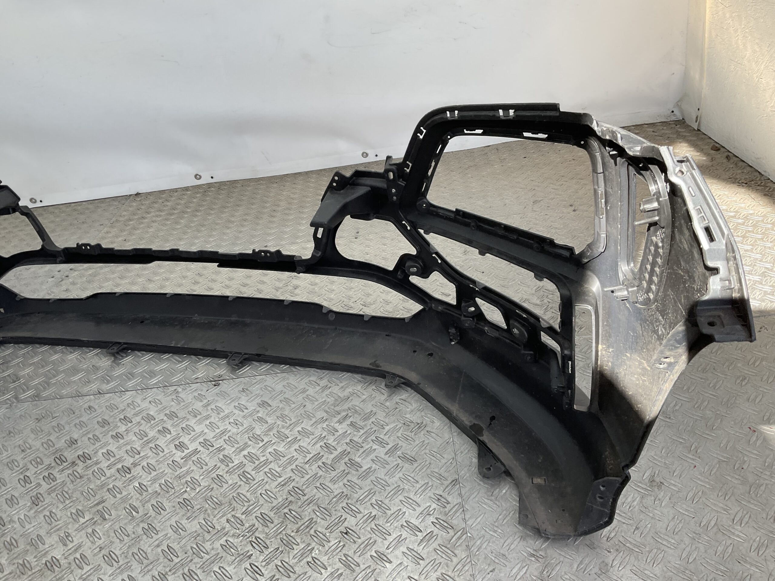 Bumper Hyundai Kona 17-20 86512-J9010 Voorbumper E5-18582