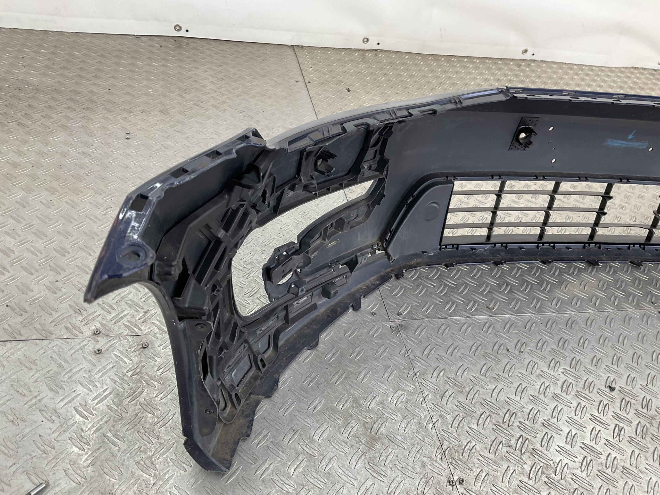 Bumper Volkswagen Golf 7 E-Golf EGolf GTE Facelift 5GE807221C 16-19 Voorbumper 2-C2-13927