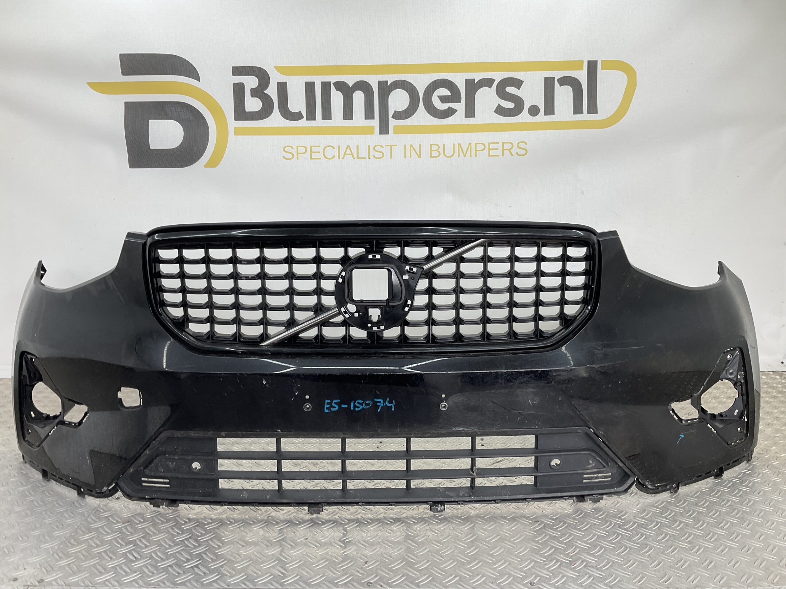 Bumper Volvo XC40 XC-40 Facelift 31690933 Voorbumper E5-15074