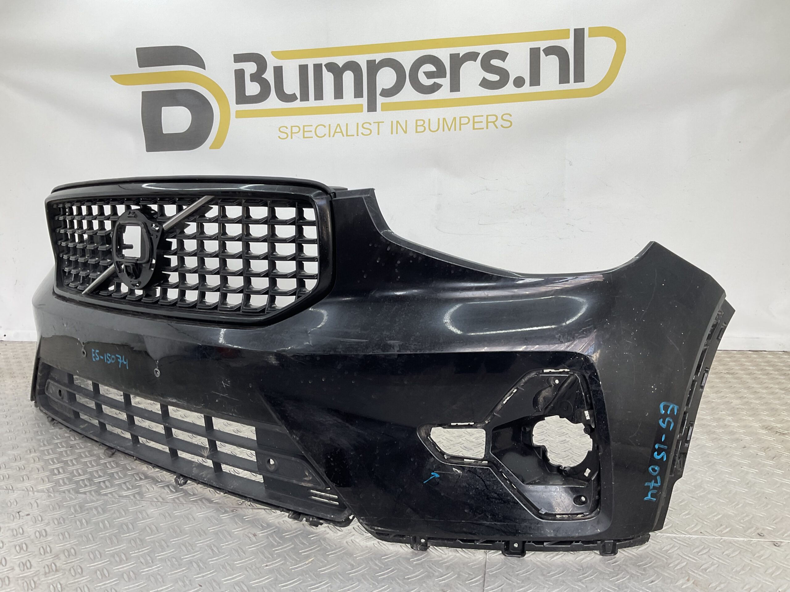 Bumper Volvo XC40 XC-40 Facelift 31690933 Voorbumper E5-15074