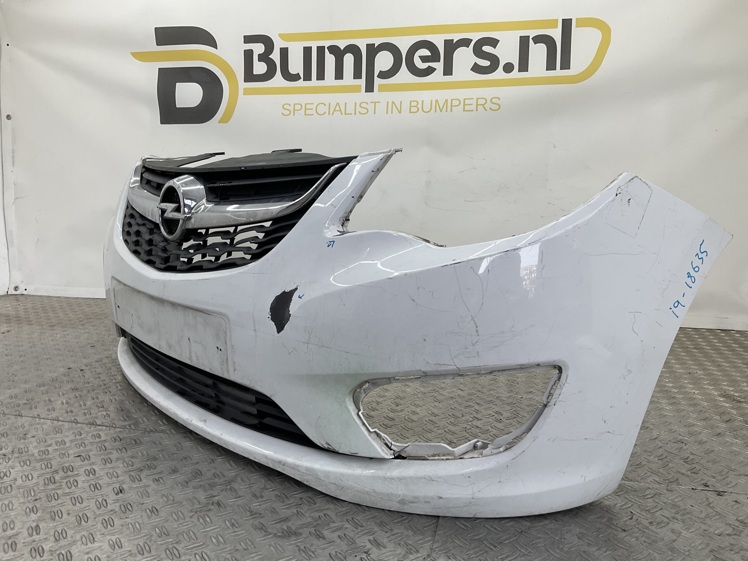 Bumper Opel Karl 14-24 94514484 Voorbumper i9-18635