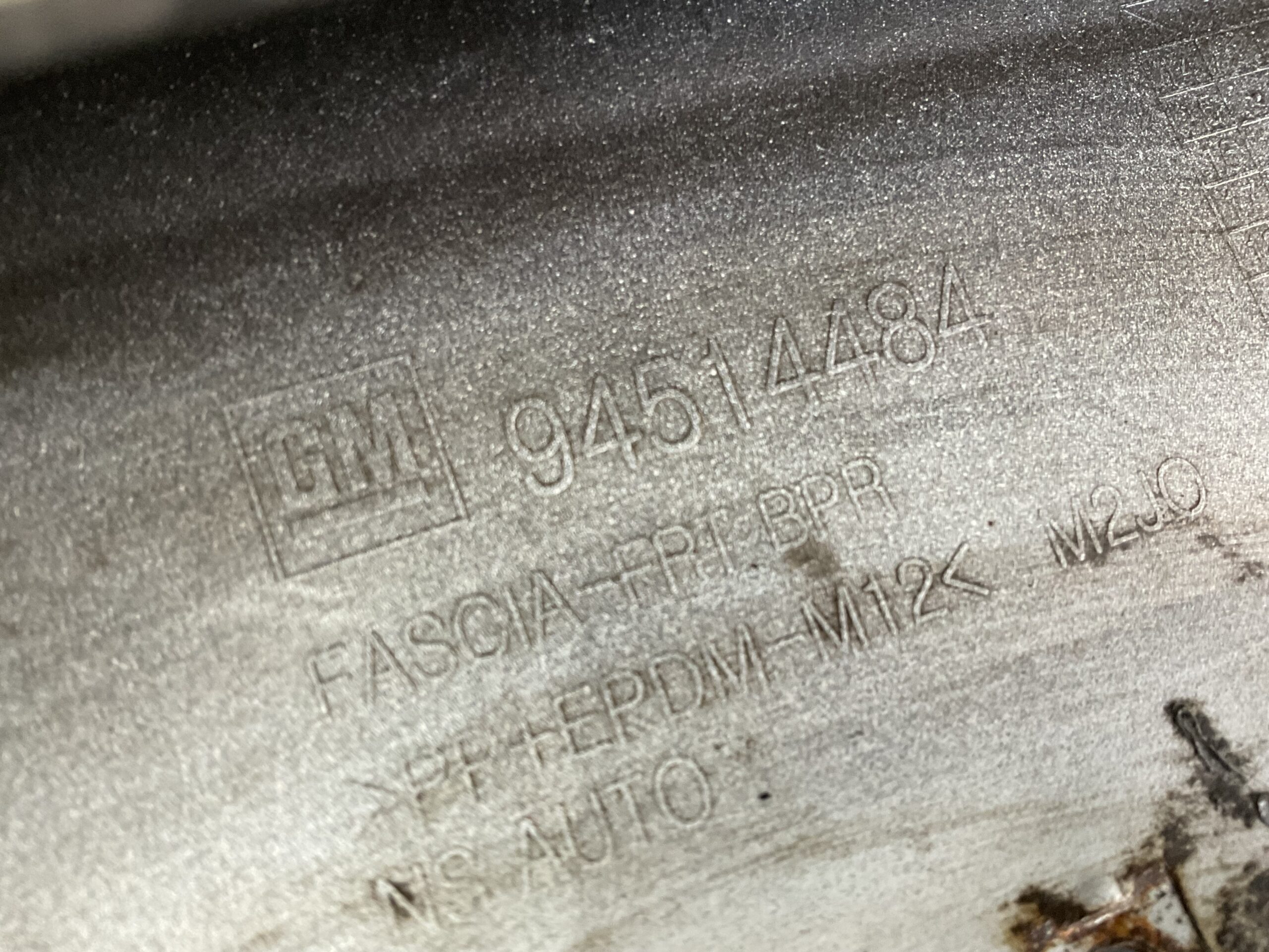 Bumper Opel Karl 14-24 94514484 Voorbumper i9-18635