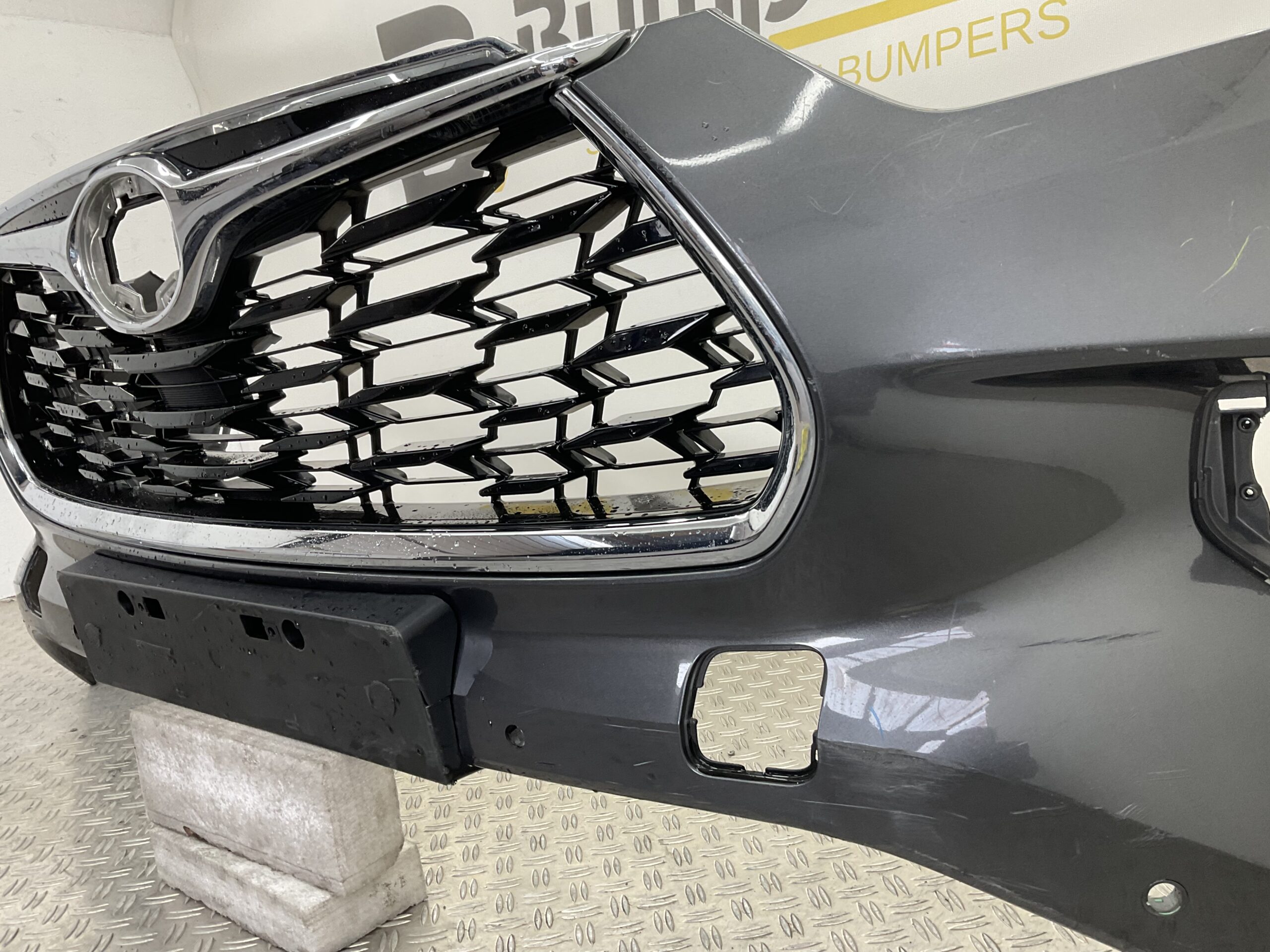 Bumper Toyota Highlander XU70 521190E400 521190E420 Voorbumper D5-18637