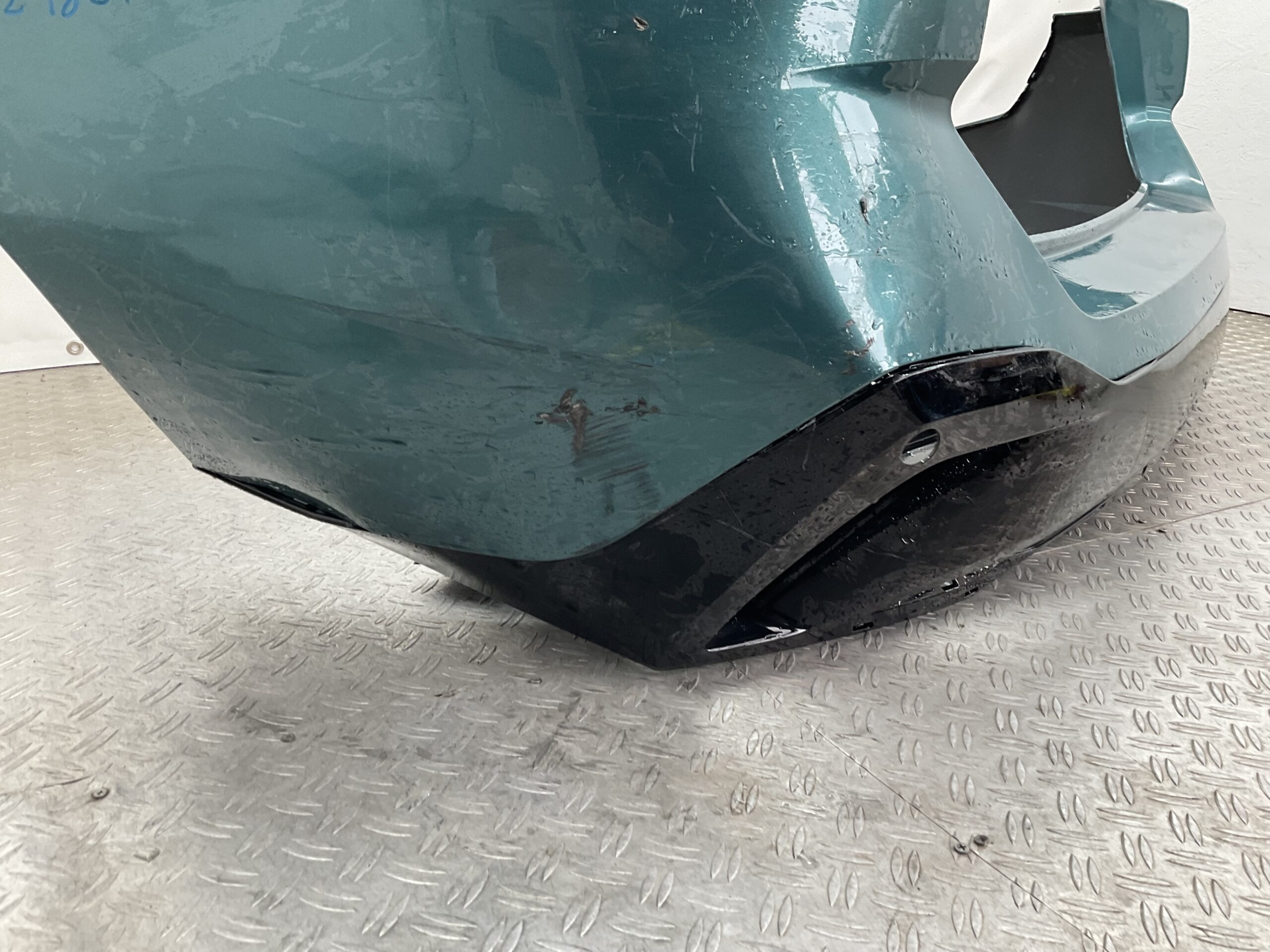 Bumper Peugeot 308 21-25 90885000001 Achterbumper F2-18641