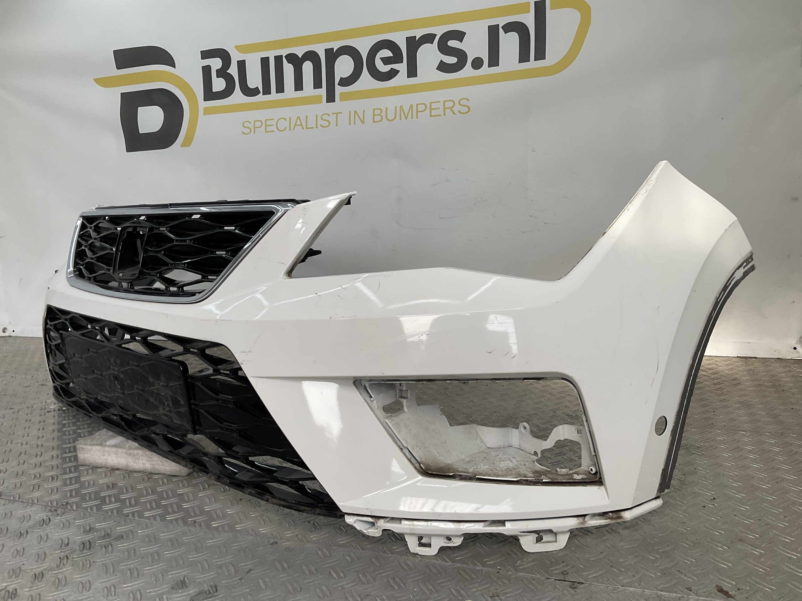 Bumper Seat Ateca 16-20 pdc 575807221 Voorbumper C-18708