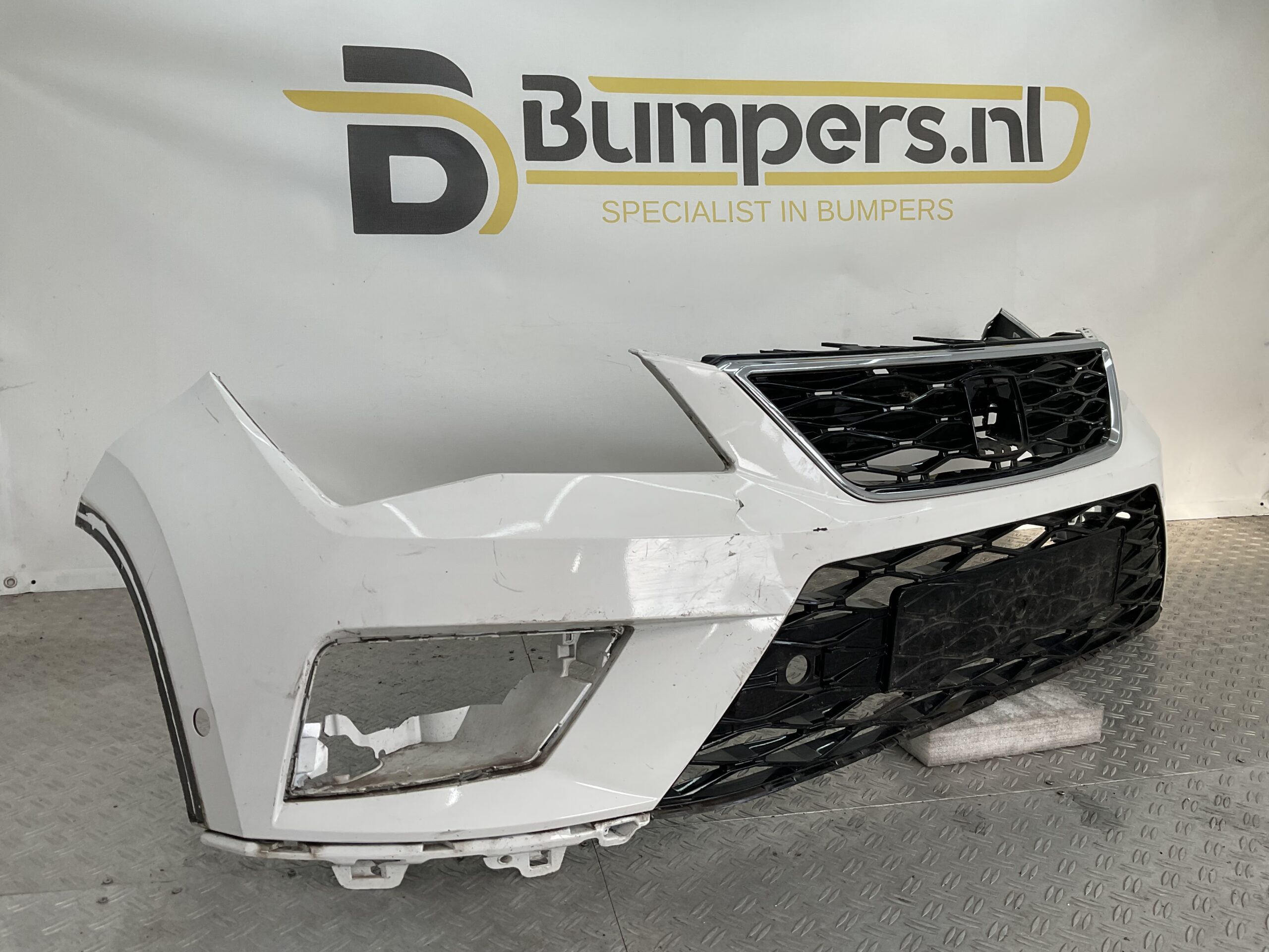 Bumper Seat Ateca 16-20 pdc 575807221 Voorbumper C-18708