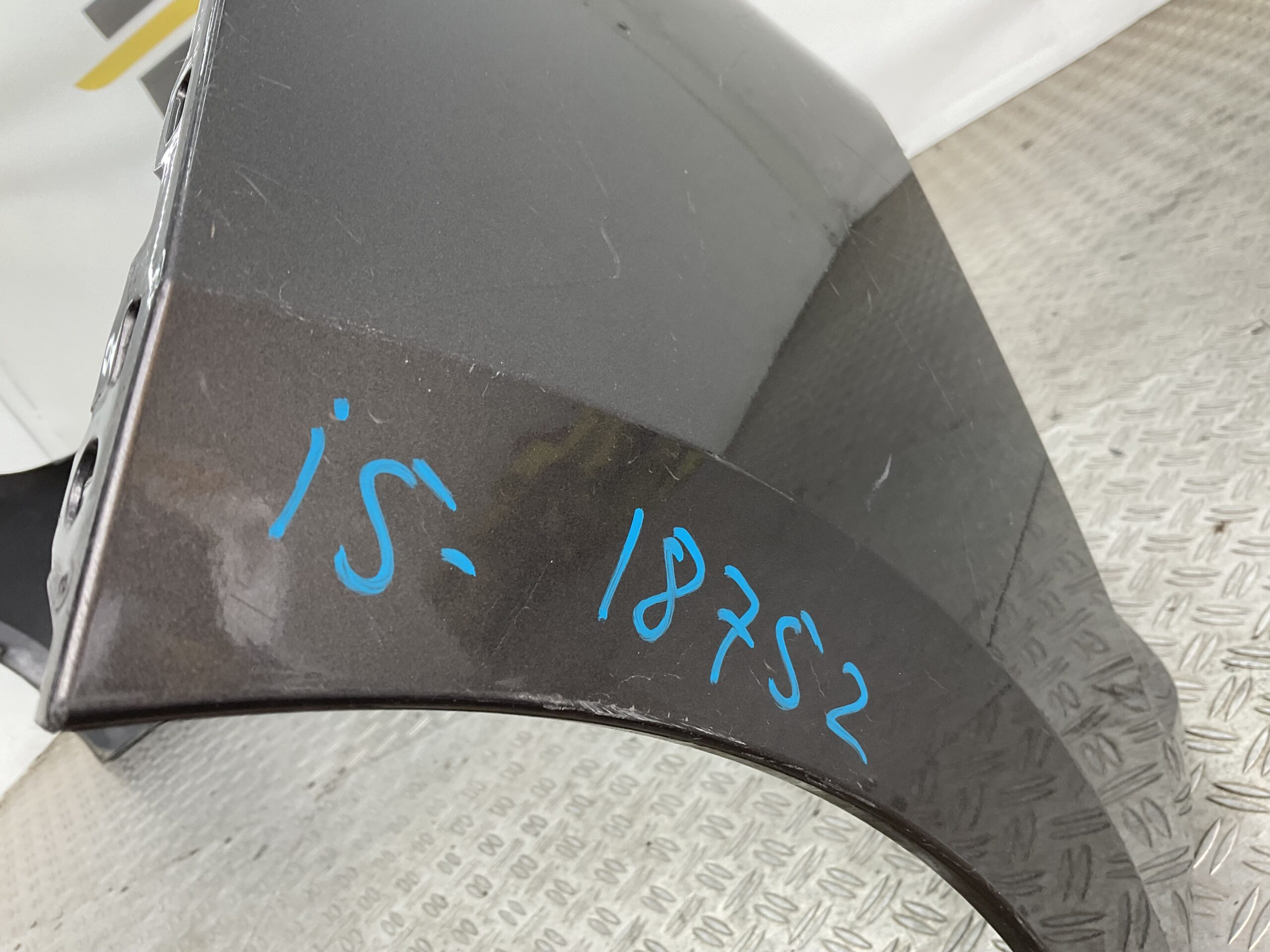 Bumper Opel Astra L 9839980080 Voorbumper i5-18752