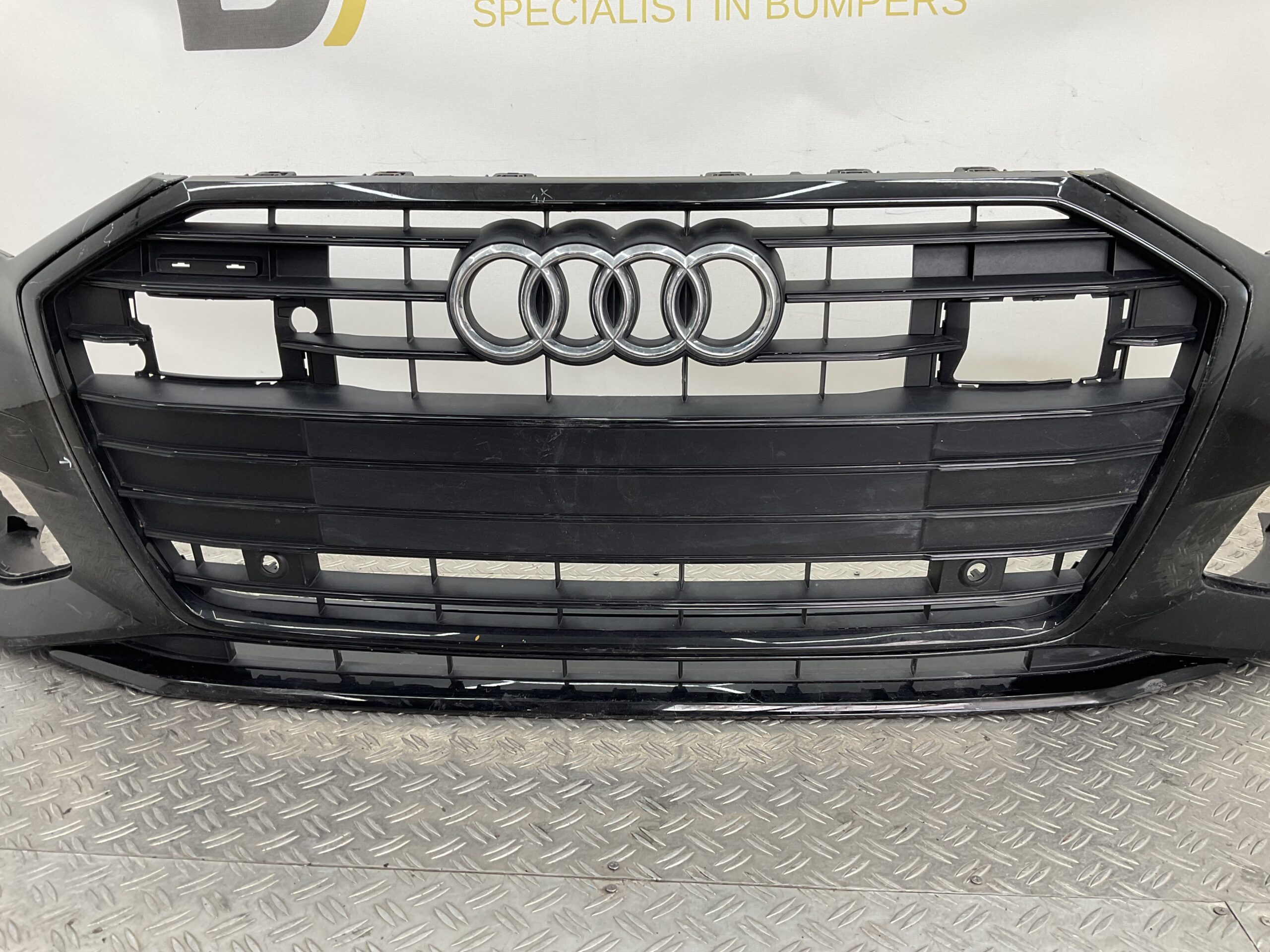 Bumper Audi A6 C8 4K kls 4K0807437 Voorbumper H5-18704