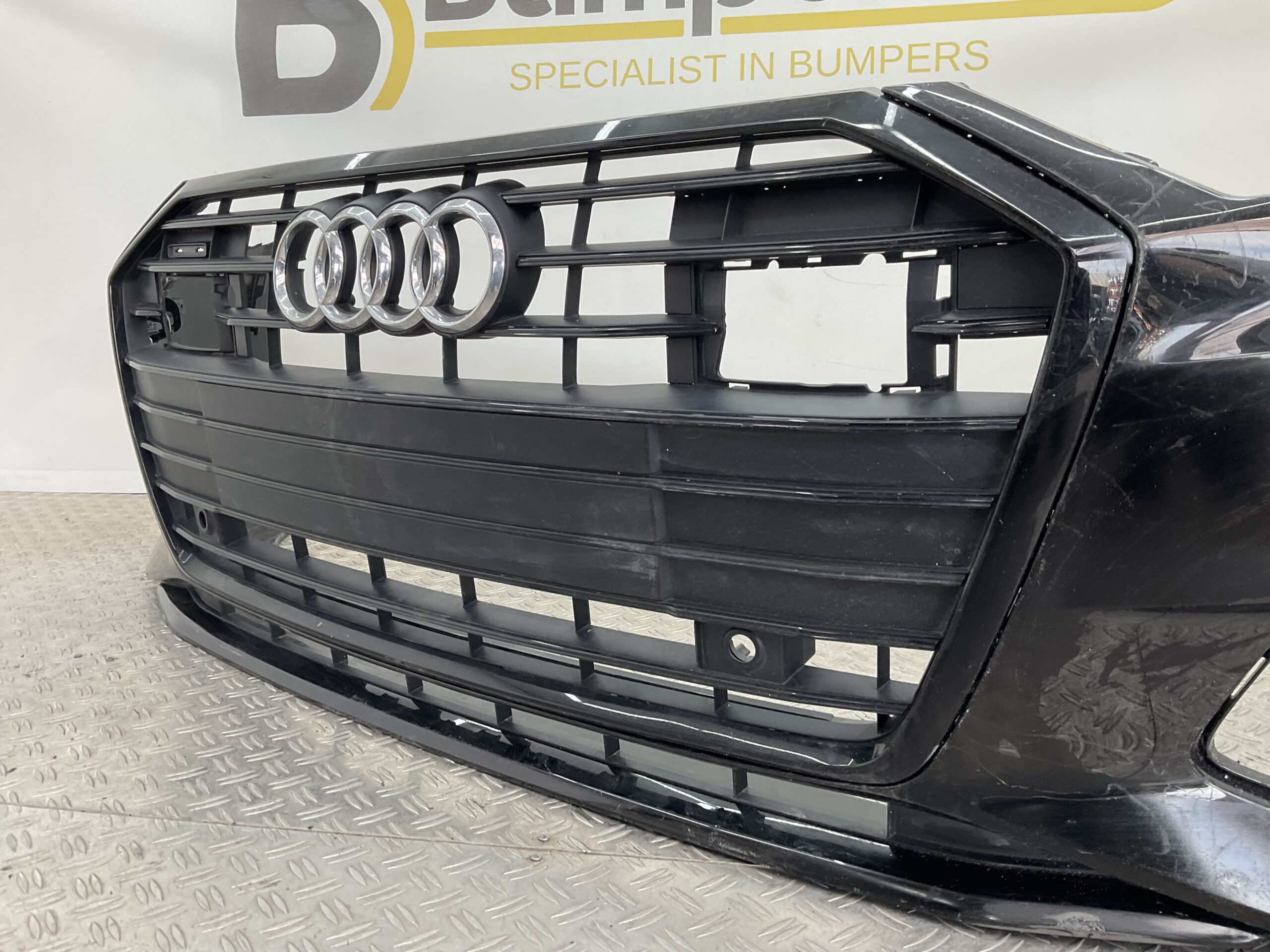Bumper Audi A6 C8 4K kls 4K0807437 Voorbumper H5-18704