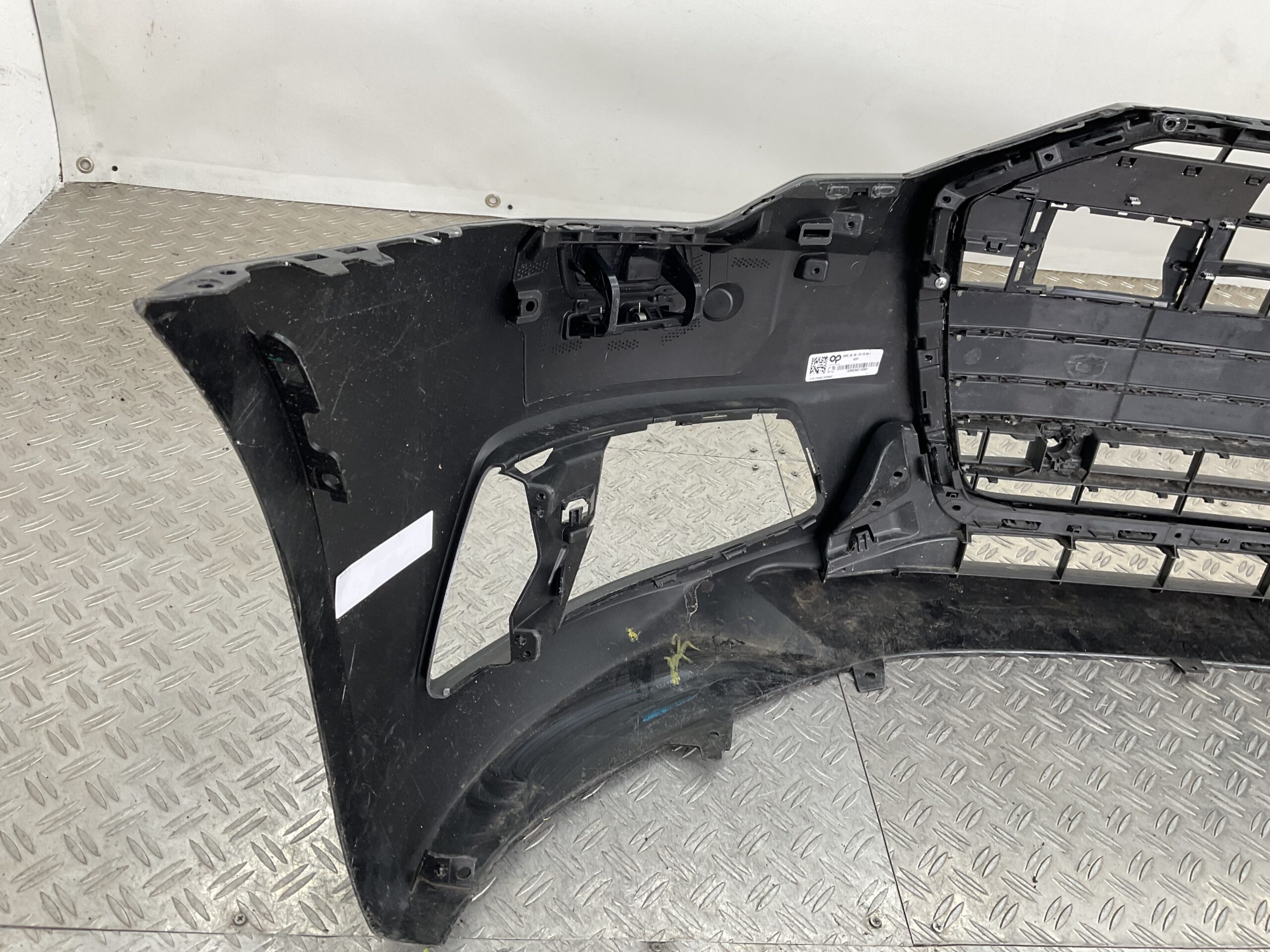 Bumper Audi A6 C8 4K kls 4K0807437 Voorbumper H5-18704