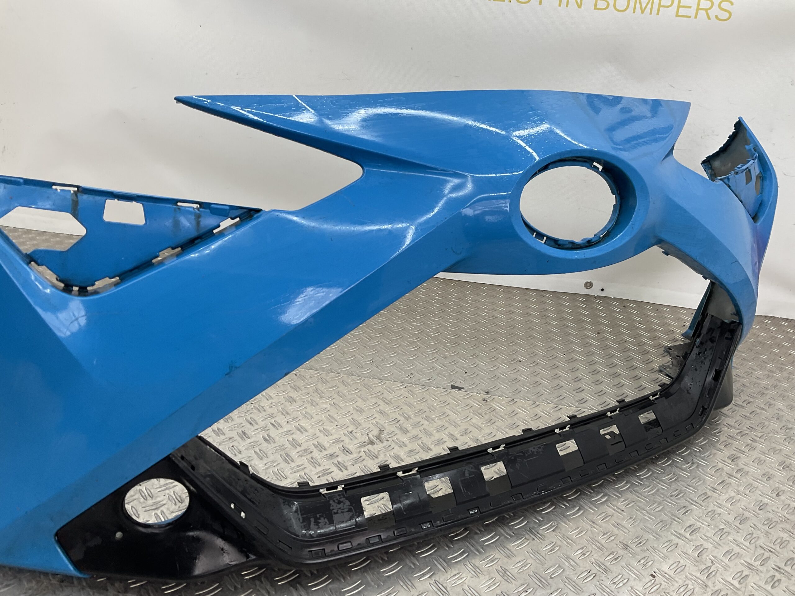 Bumper Toyota Aygo Facelift 17-21 52119-0H180 Voorbumper D8-18774