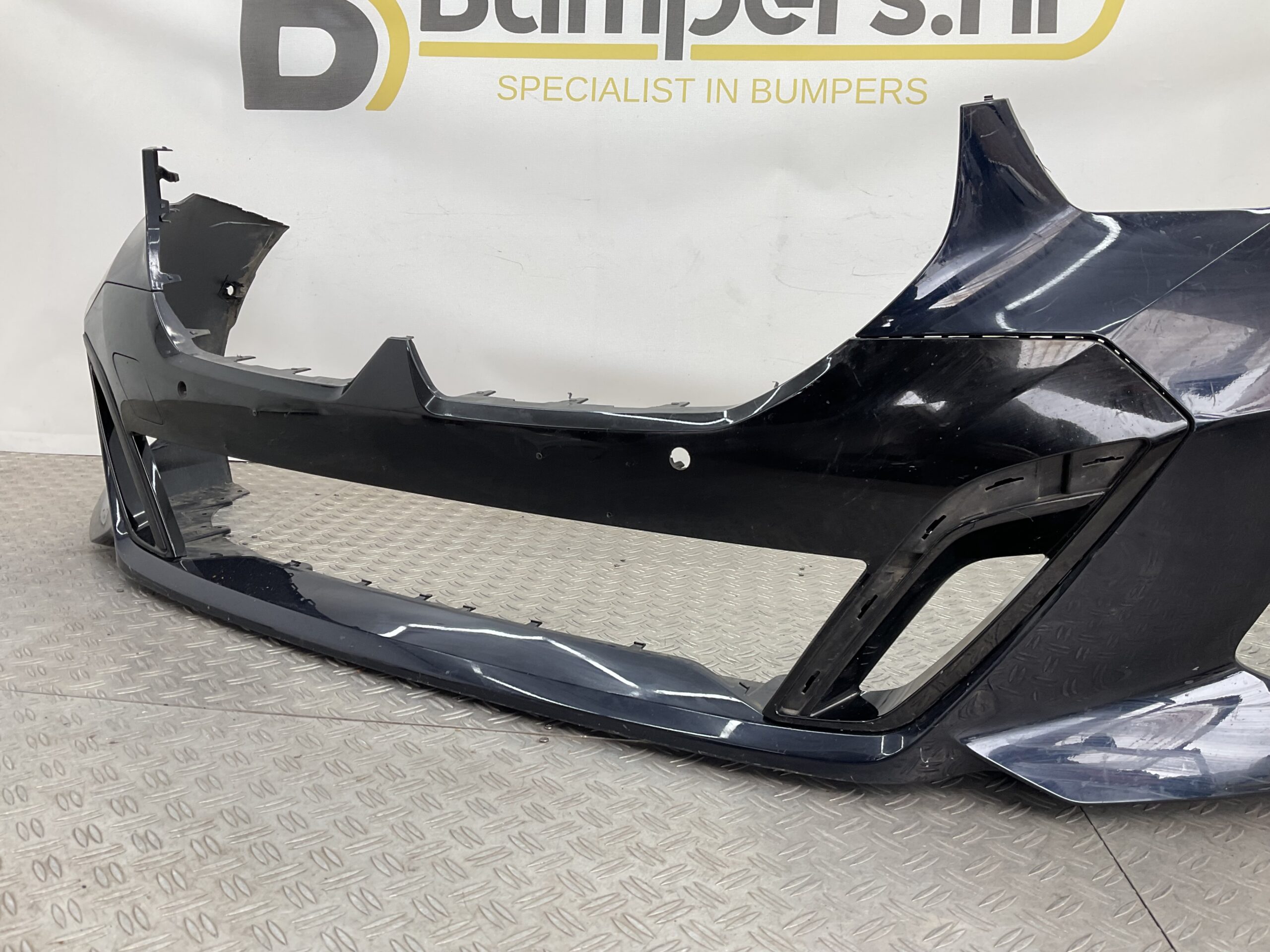Bumper BMW 5 G60 G61 M-Pakket MPakket 23- 51118084653 Voorbumper K9-18071