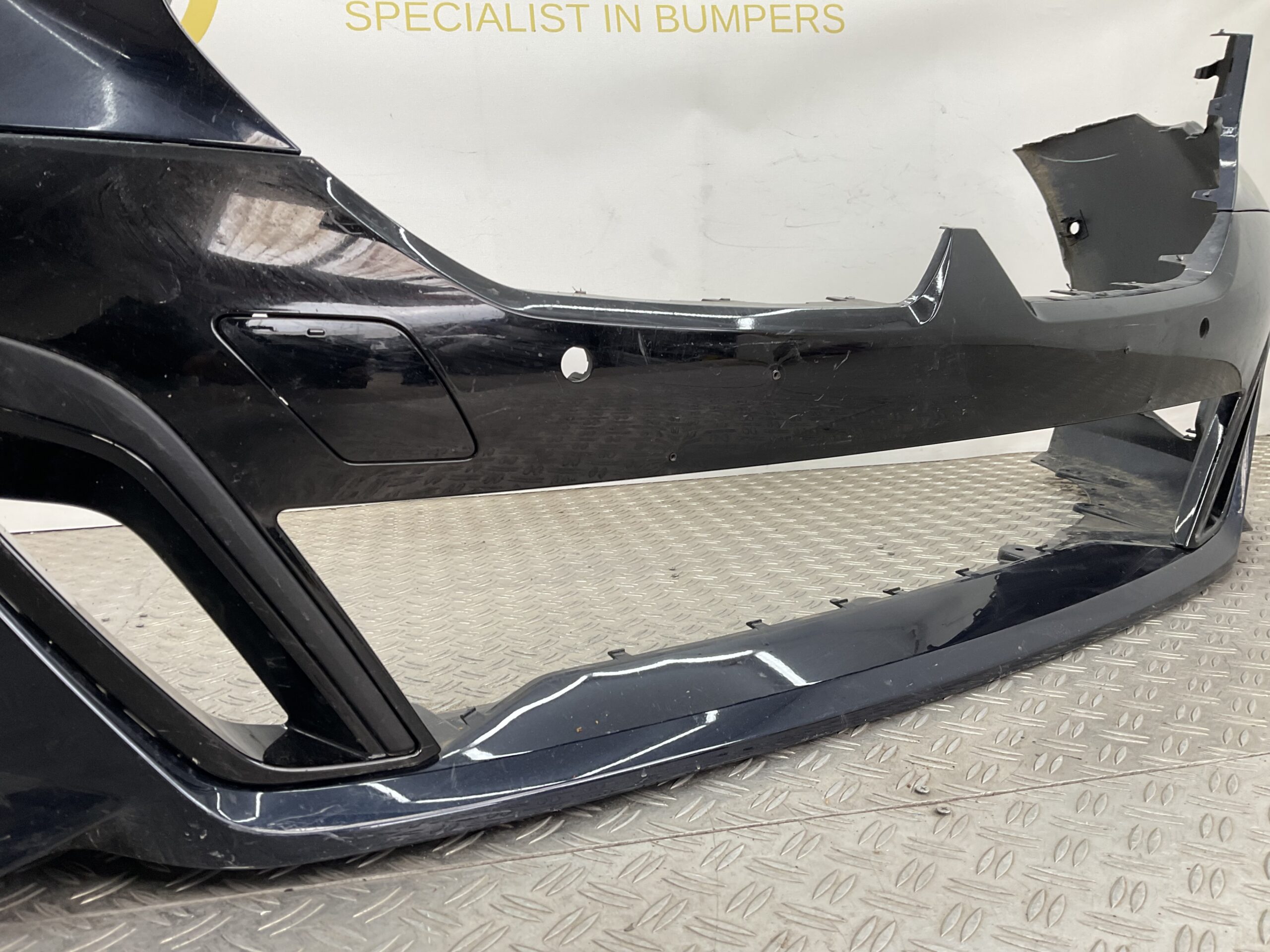 Bumper BMW 5 G60 G61 M-Pakket MPakket 23- 51118084653 Voorbumper K9-18071