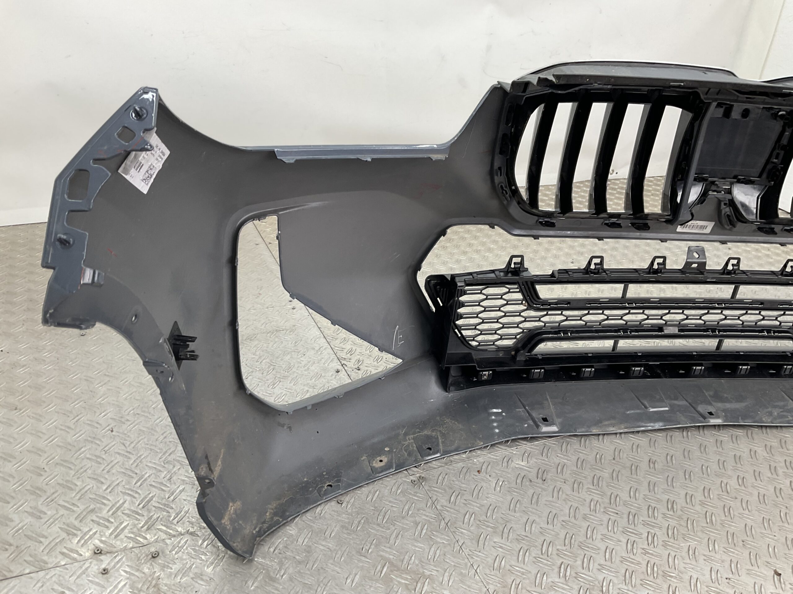 Bumper BMW X1 U11 M Sport 22- MPakket 51119881907 Voorbumper K5-18074