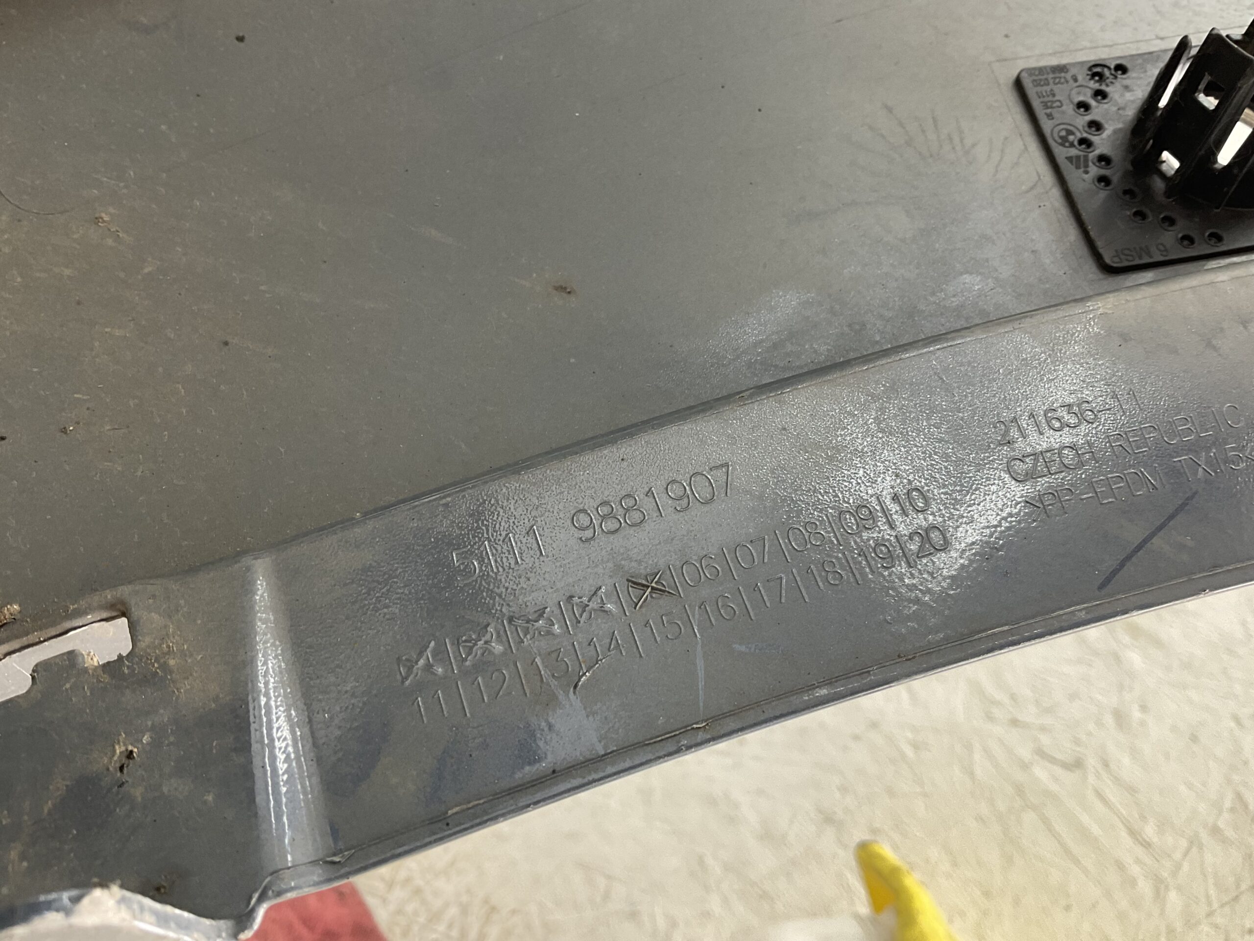 Bumper BMW X1 U11 M Sport 22- MPakket 51119881907 Voorbumper K5-18074