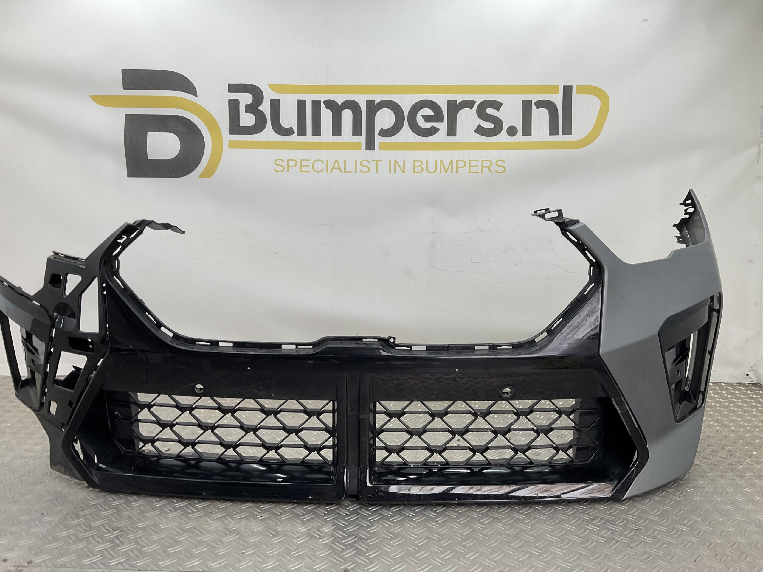 Bumper BMW X2 U11 MPakket M-Pakket 51117884910 Voorbumper K10-18800