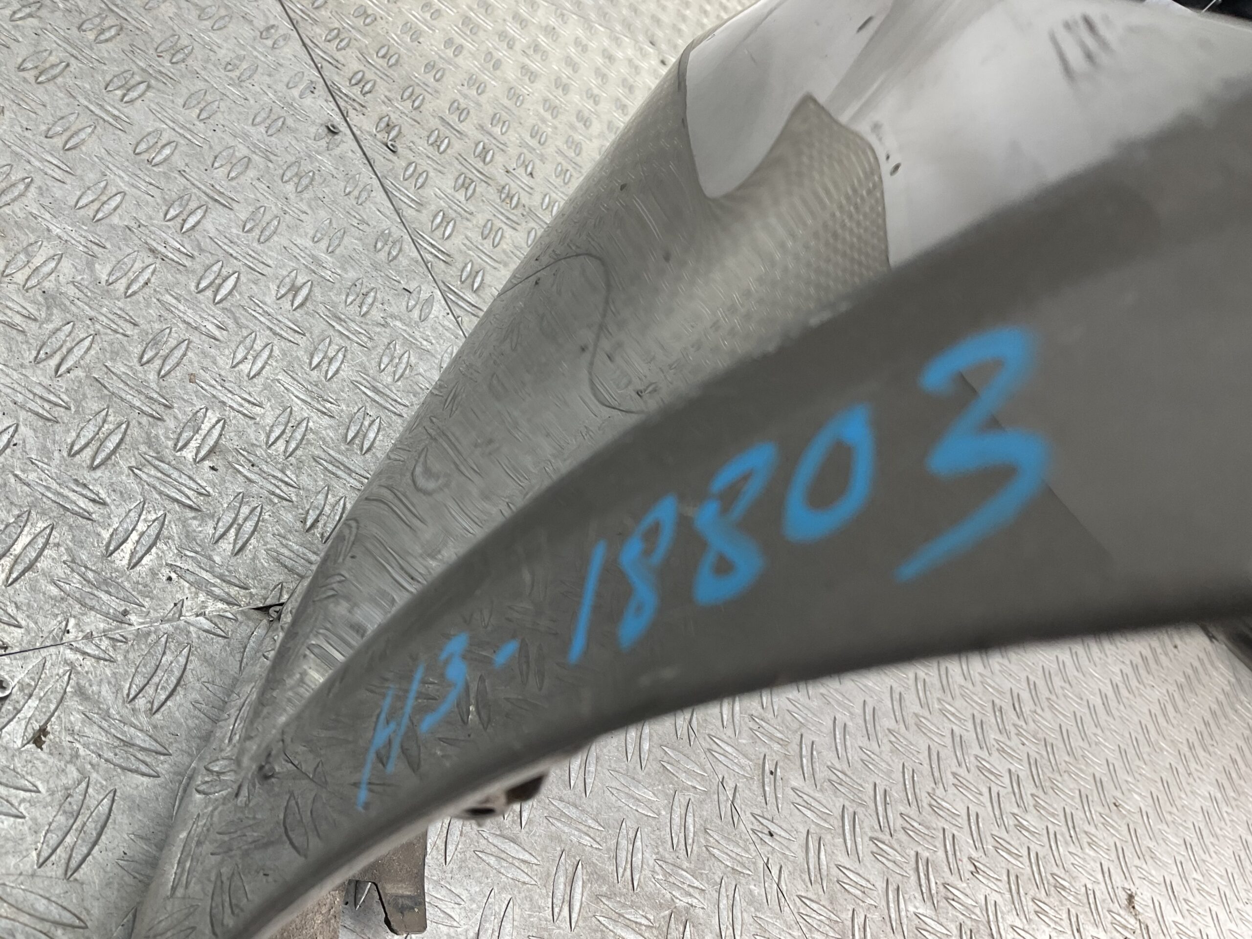 Bumper Audi A3 8V Sedan Limousine Normaal kls 12-16 8V5807437 Voorbumper H3-18803