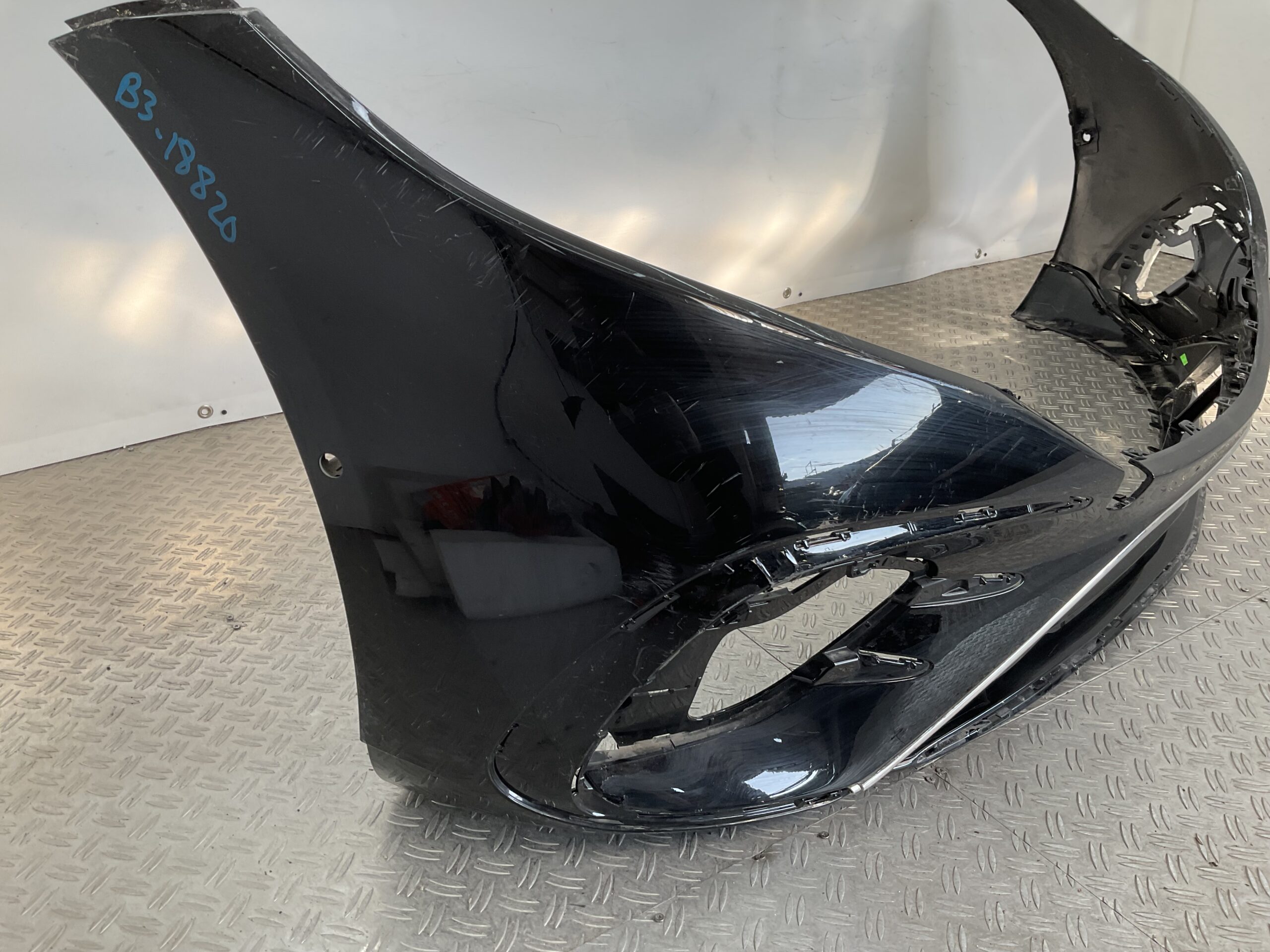 Bumper Mercedes EQS W297 V297 X296 A2978852002 Voorbumper B3-18820