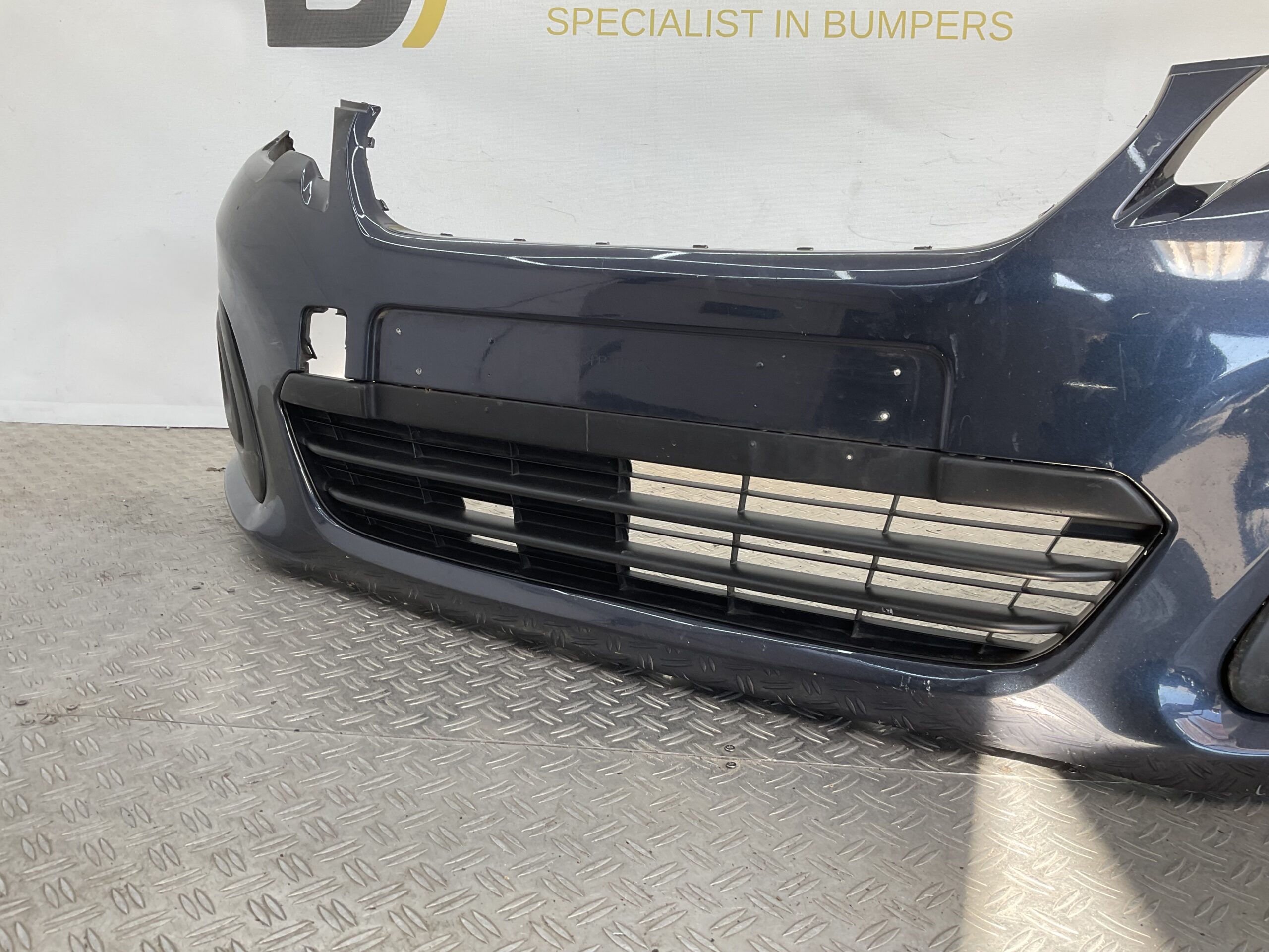 Bumper Peugeot 108 2015 521190H150 Voorbumper J3-18852
