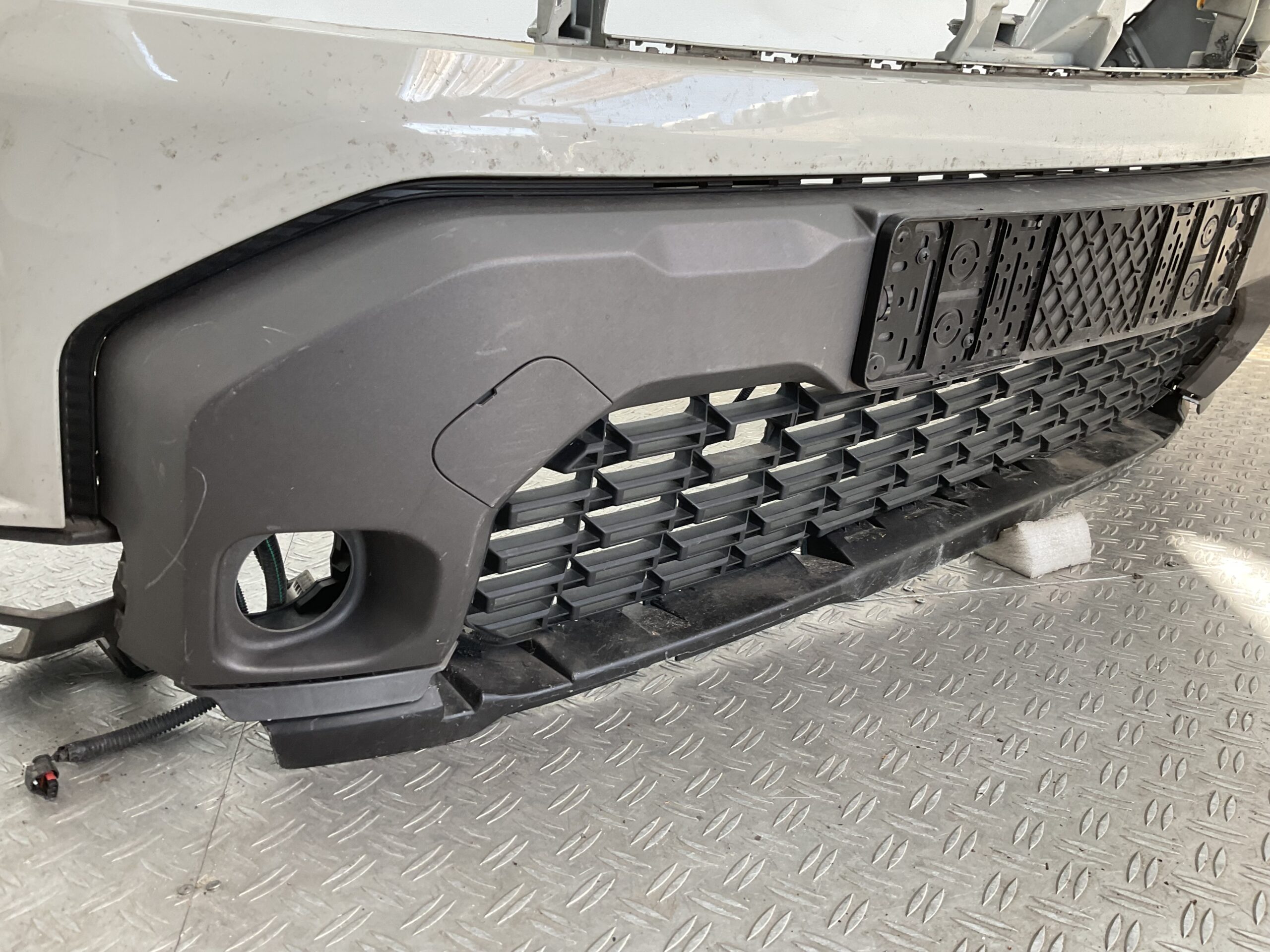 Bumper Dacia Duster 3 III 24- 620263520R Voorbumper G5-17932