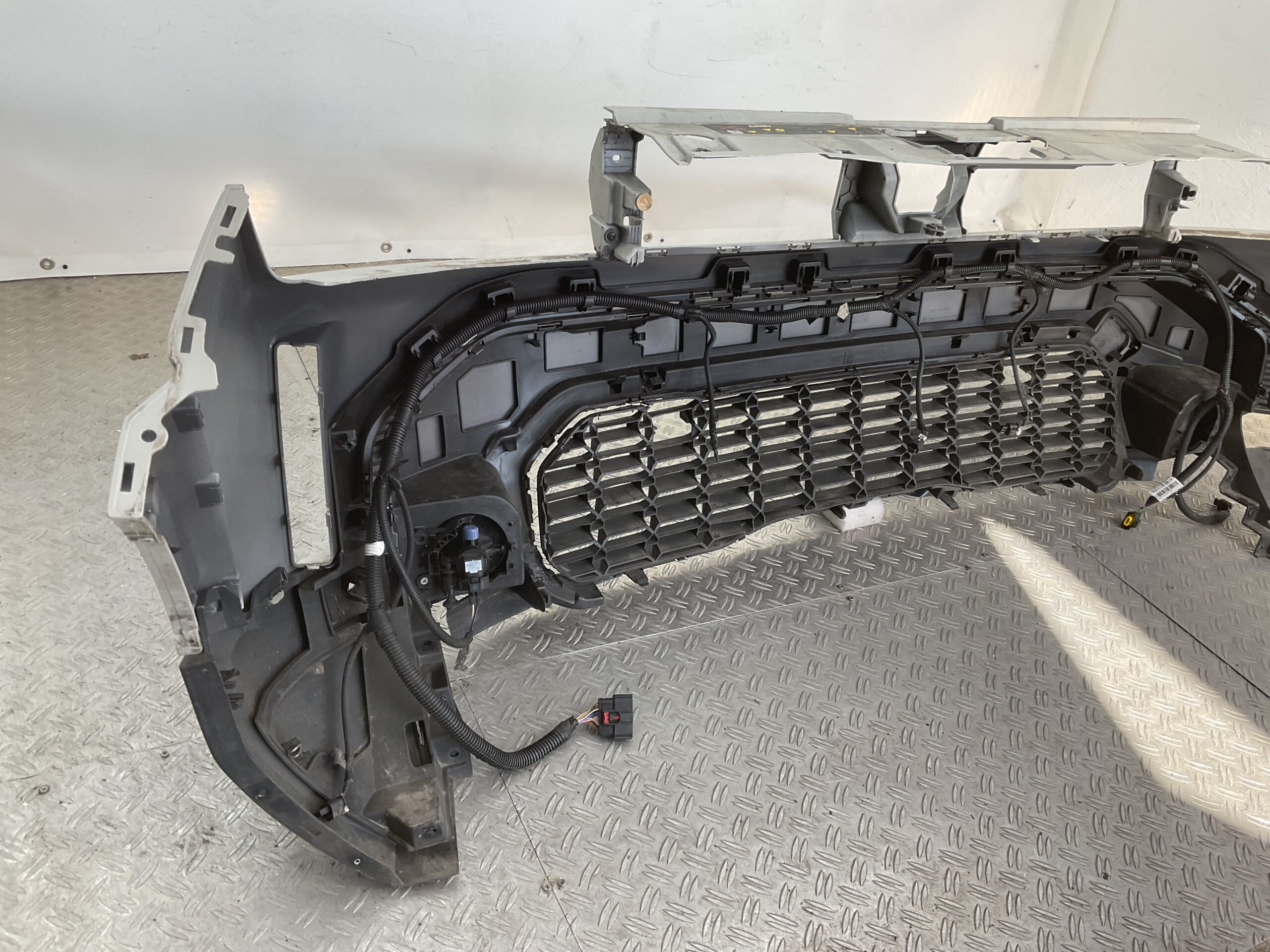 Bumper Dacia Duster 3 III 24- 620263520R Voorbumper G5-17932