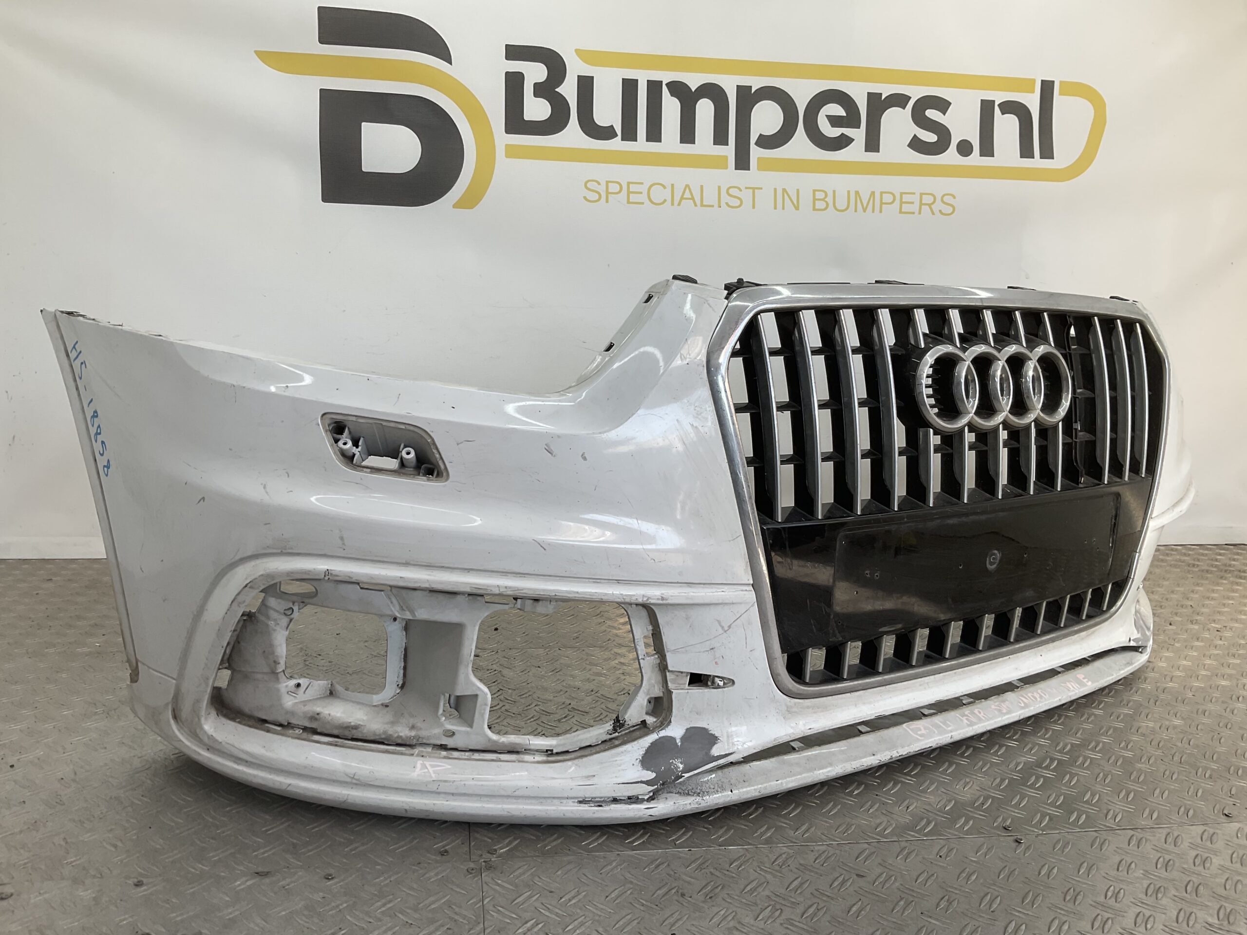 Bumper Audi Q3 8U Sline S-line Facelift kls pdc 8U0807437-B Voorbumper H5-18858