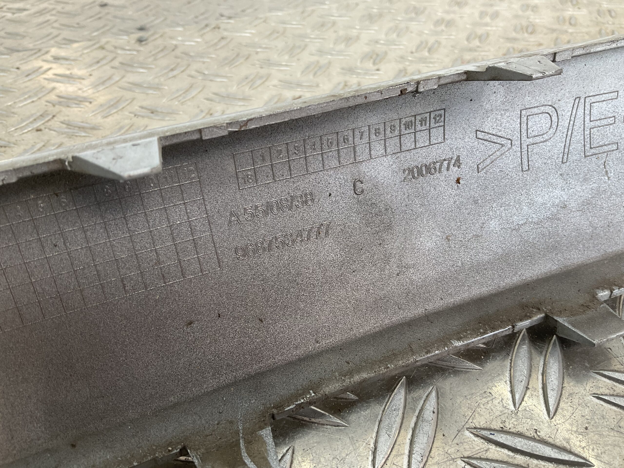 Bumper Citroen DS3 13-16 9687534777 Voorbumper F5-18842