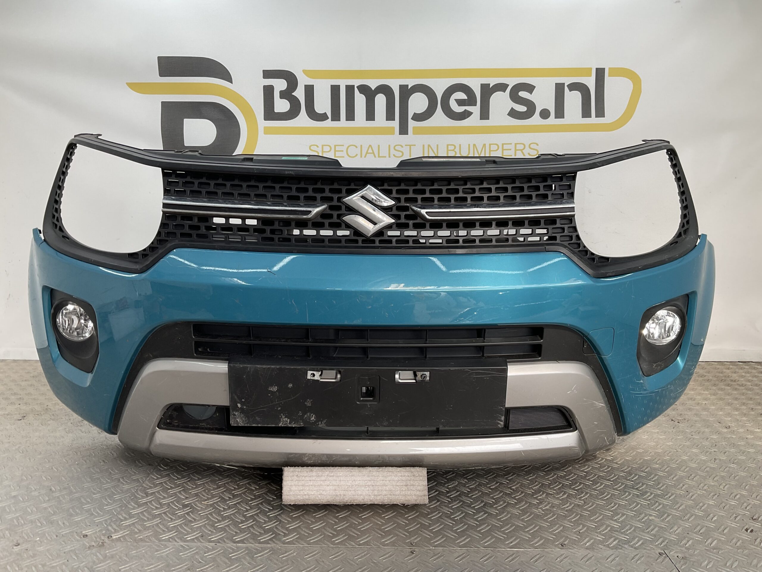 Bumper Suzuki Ignis III Facelift 2020-2023 717723S0 Voorbumper E5-18870
