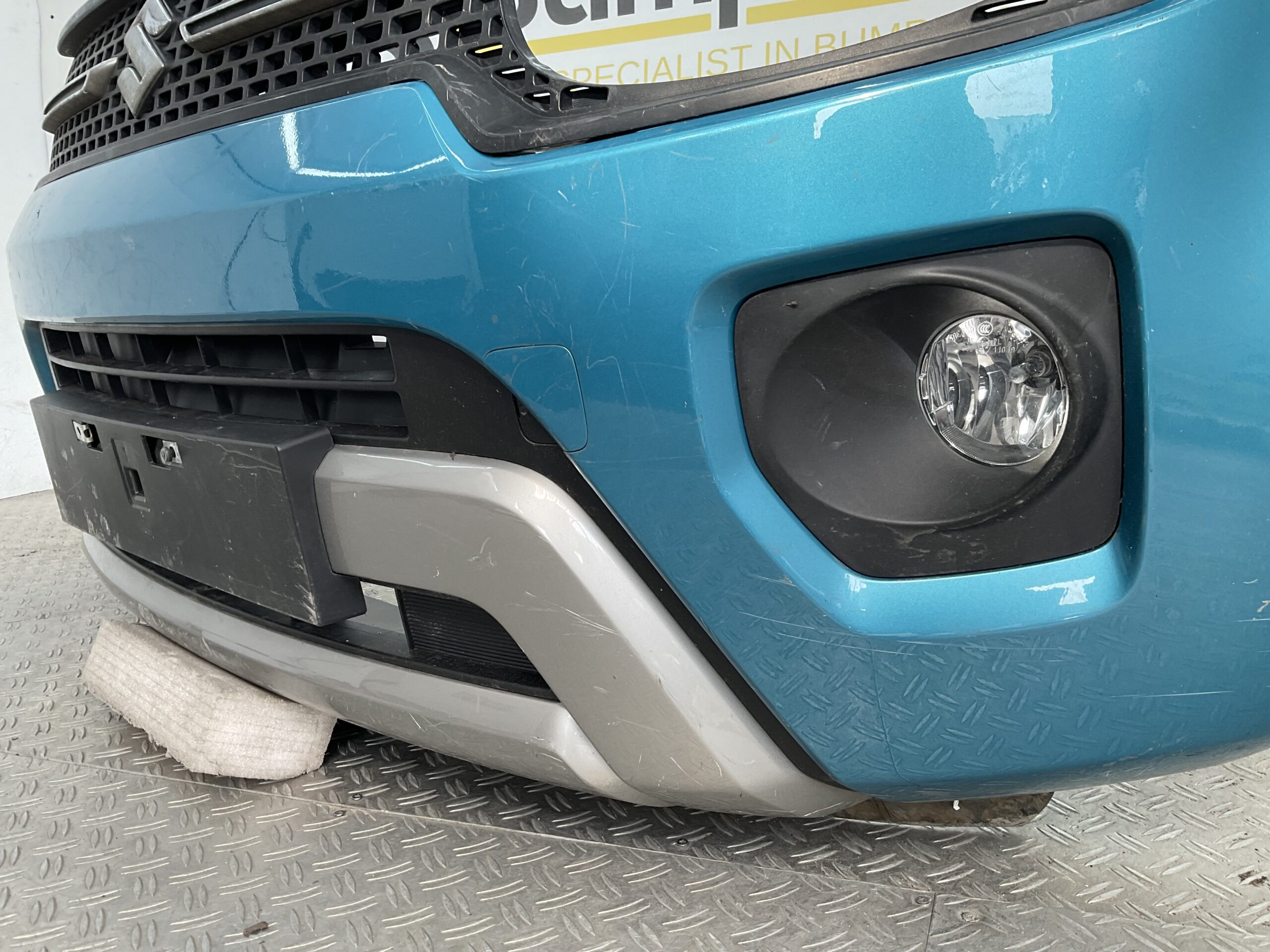 Bumper Suzuki Ignis III Facelift 2020-2023 717723S0 Voorbumper E5-18870