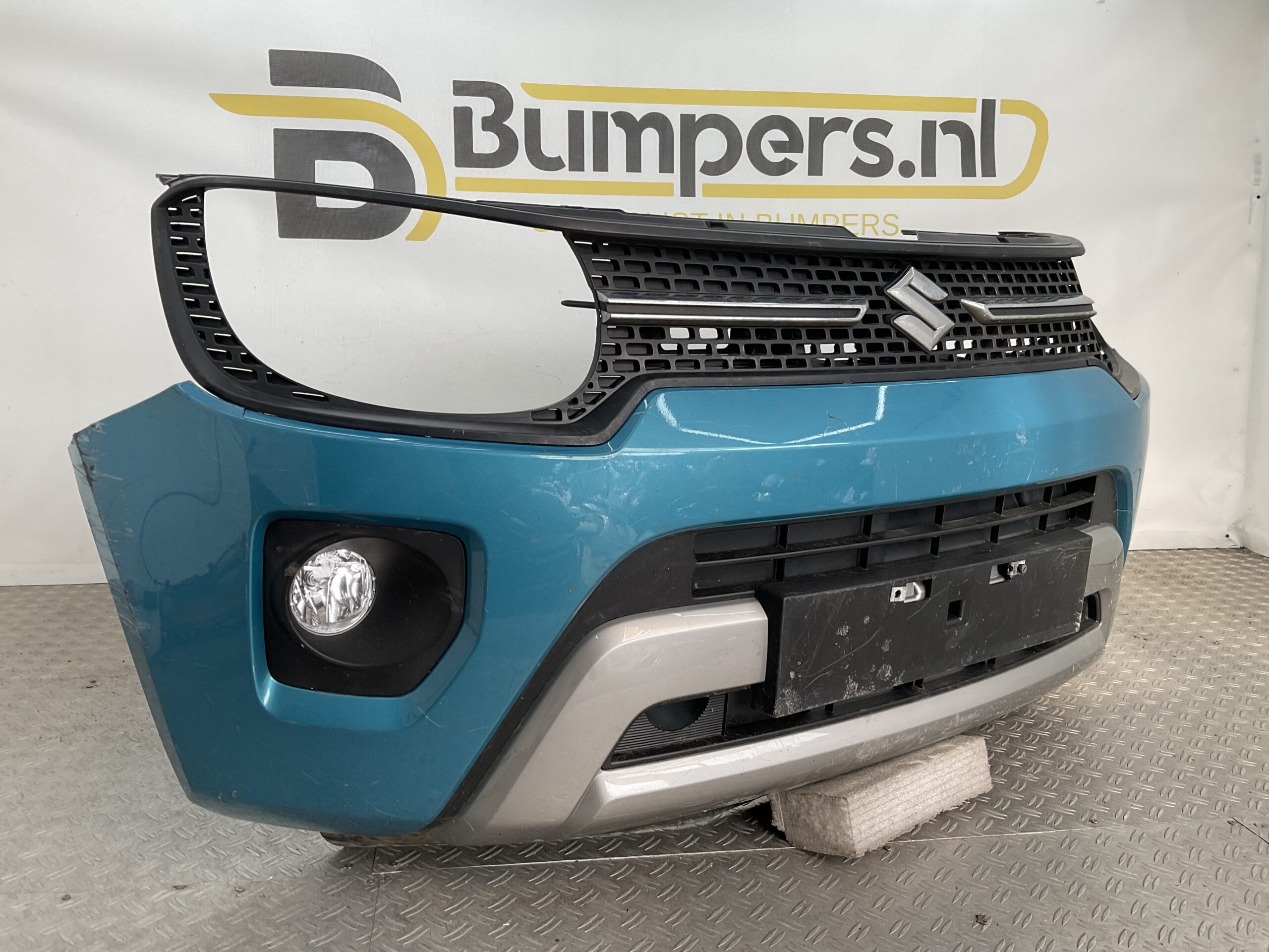 Bumper Suzuki Ignis III Facelift 2020-2023 717723S0 Voorbumper E5-18870
