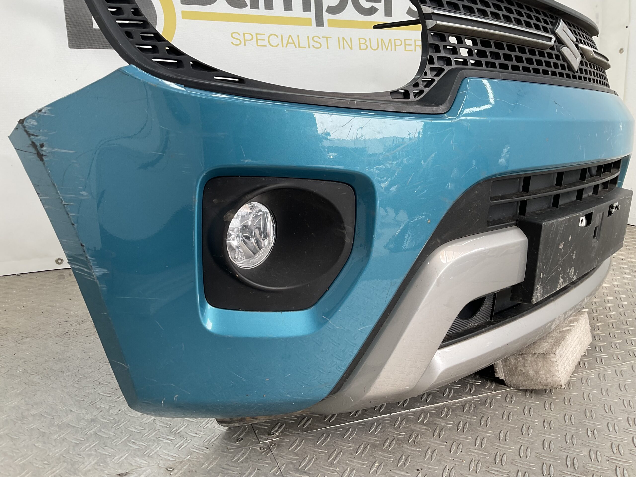 Bumper Suzuki Ignis III Facelift 2020-2023 717723S0 Voorbumper E5-18870