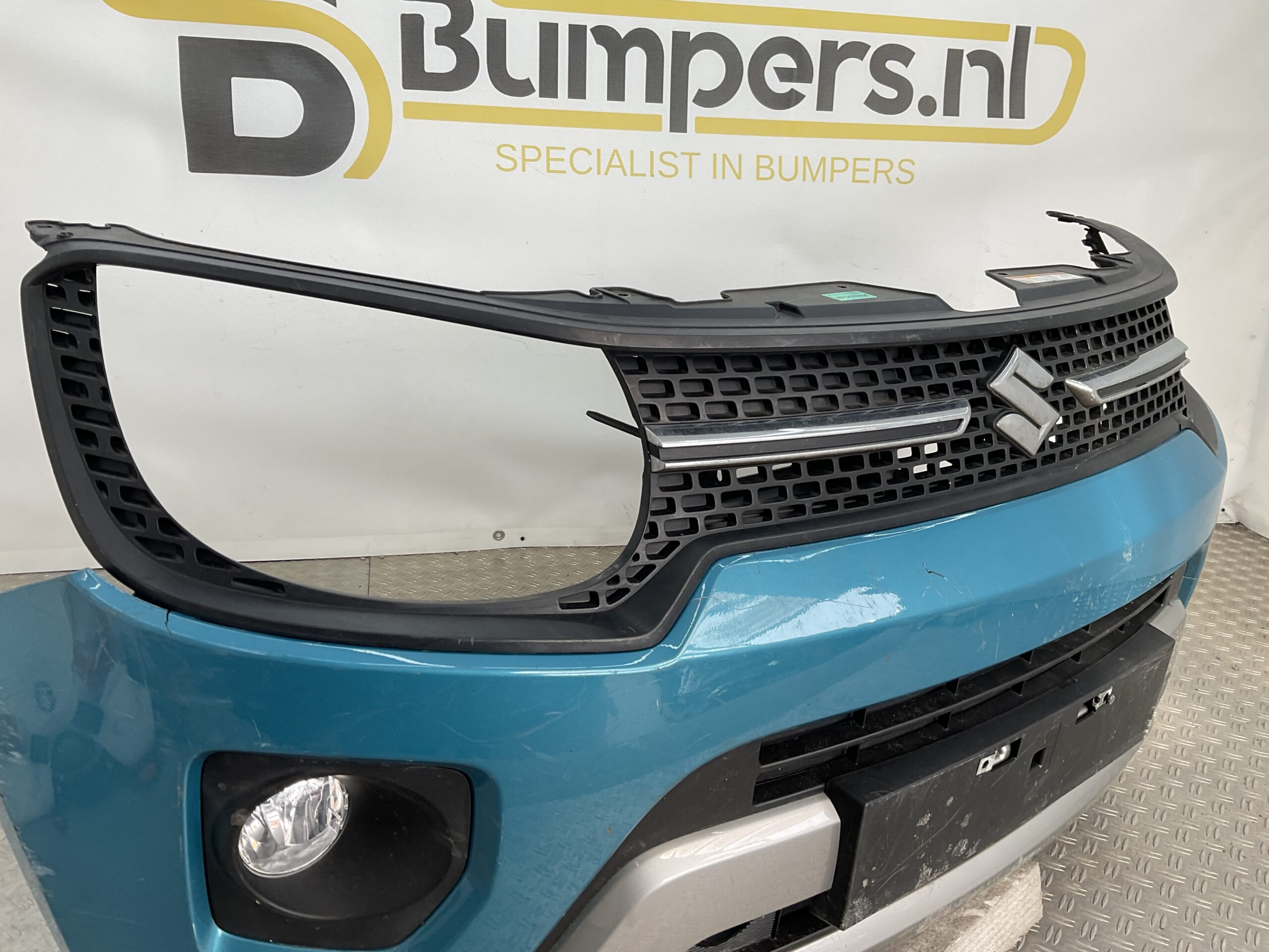 Bumper Suzuki Ignis III Facelift 2020-2023 717723S0 Voorbumper E5-18870