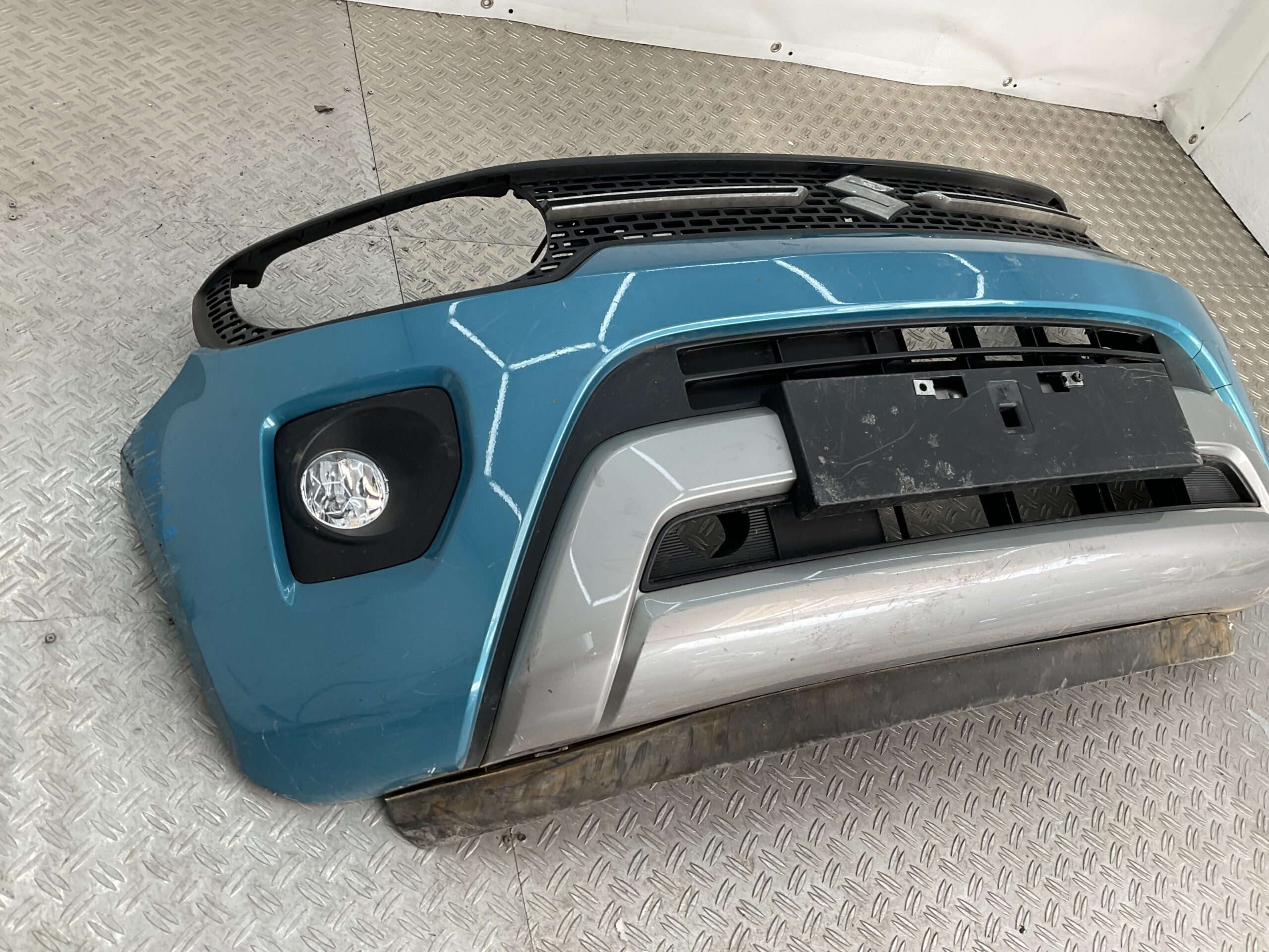 Bumper Suzuki Ignis III Facelift 2020-2023 717723S0 Voorbumper E5-18870