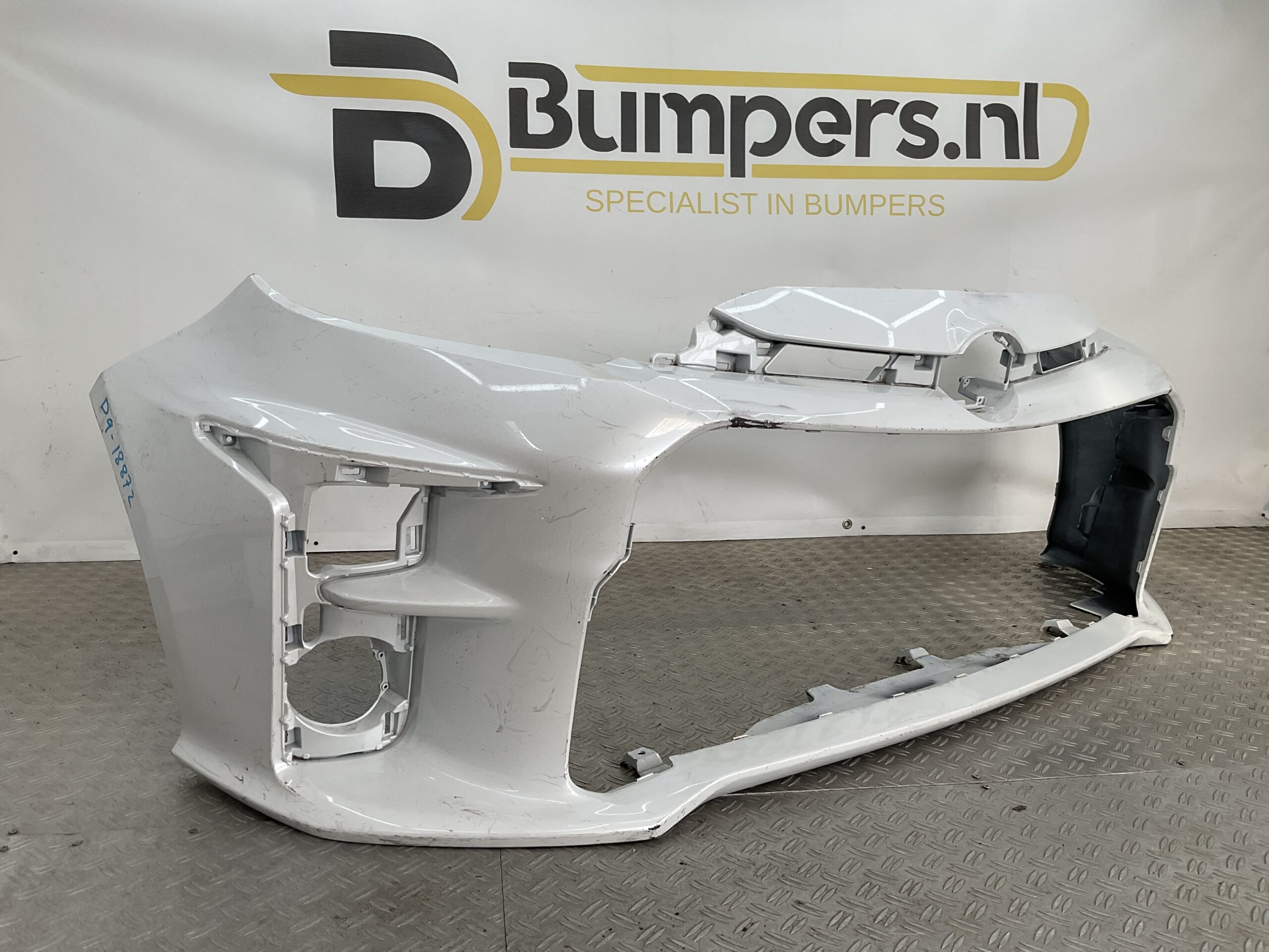 Bumper Toyota Yaris 4 IV GR Sport 5211952C80 Voorbumper D9-18872