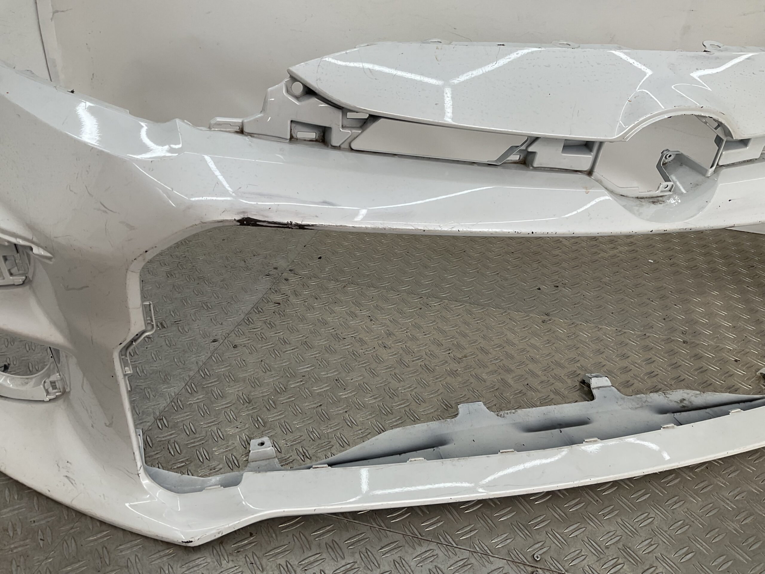 Bumper Toyota Yaris 4 IV GR Sport 5211952C80 Voorbumper D9-18872