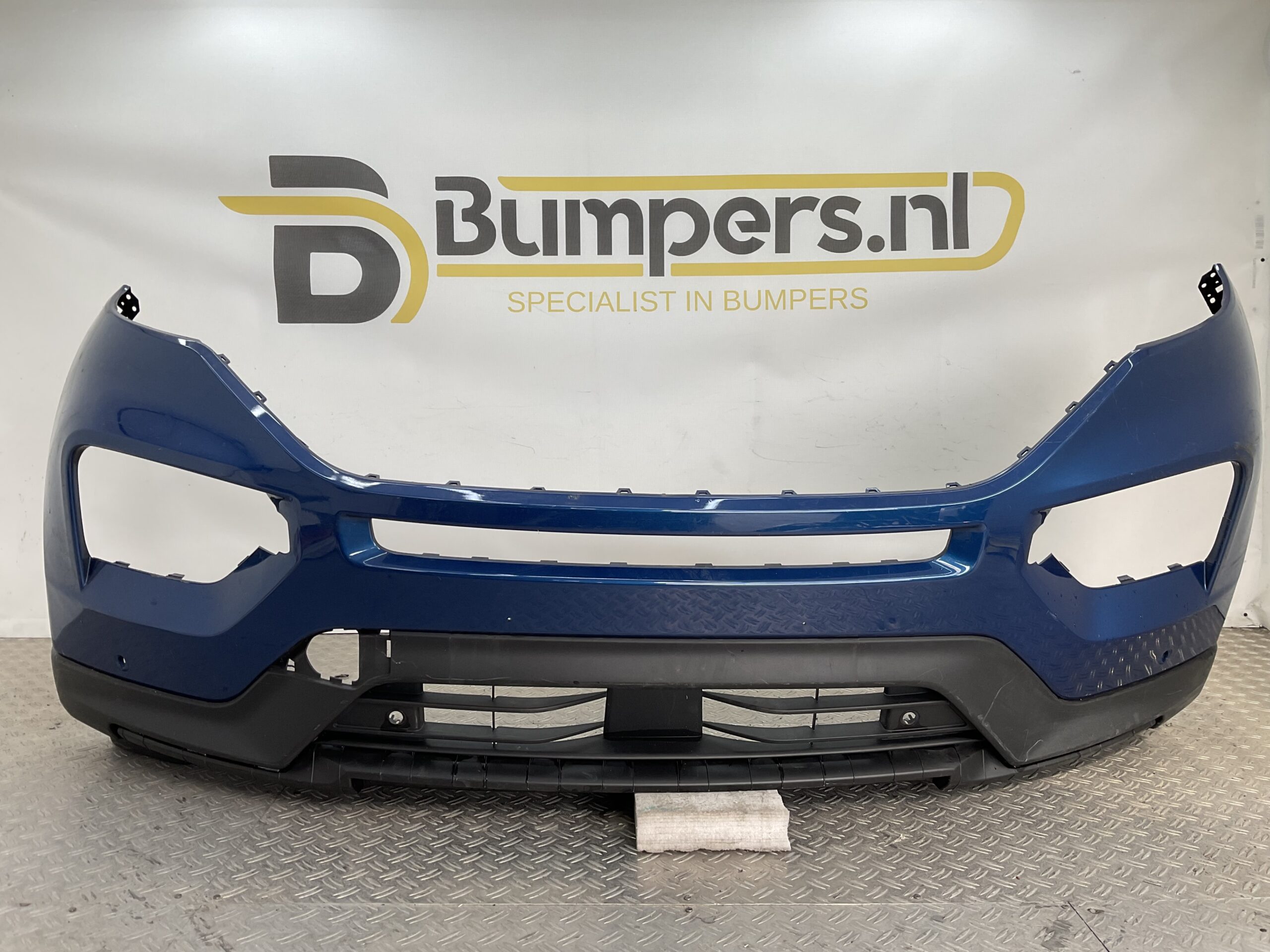Bumper Ford Explorer 2020- LB5B17C831-AA Voorbumper D10-18875