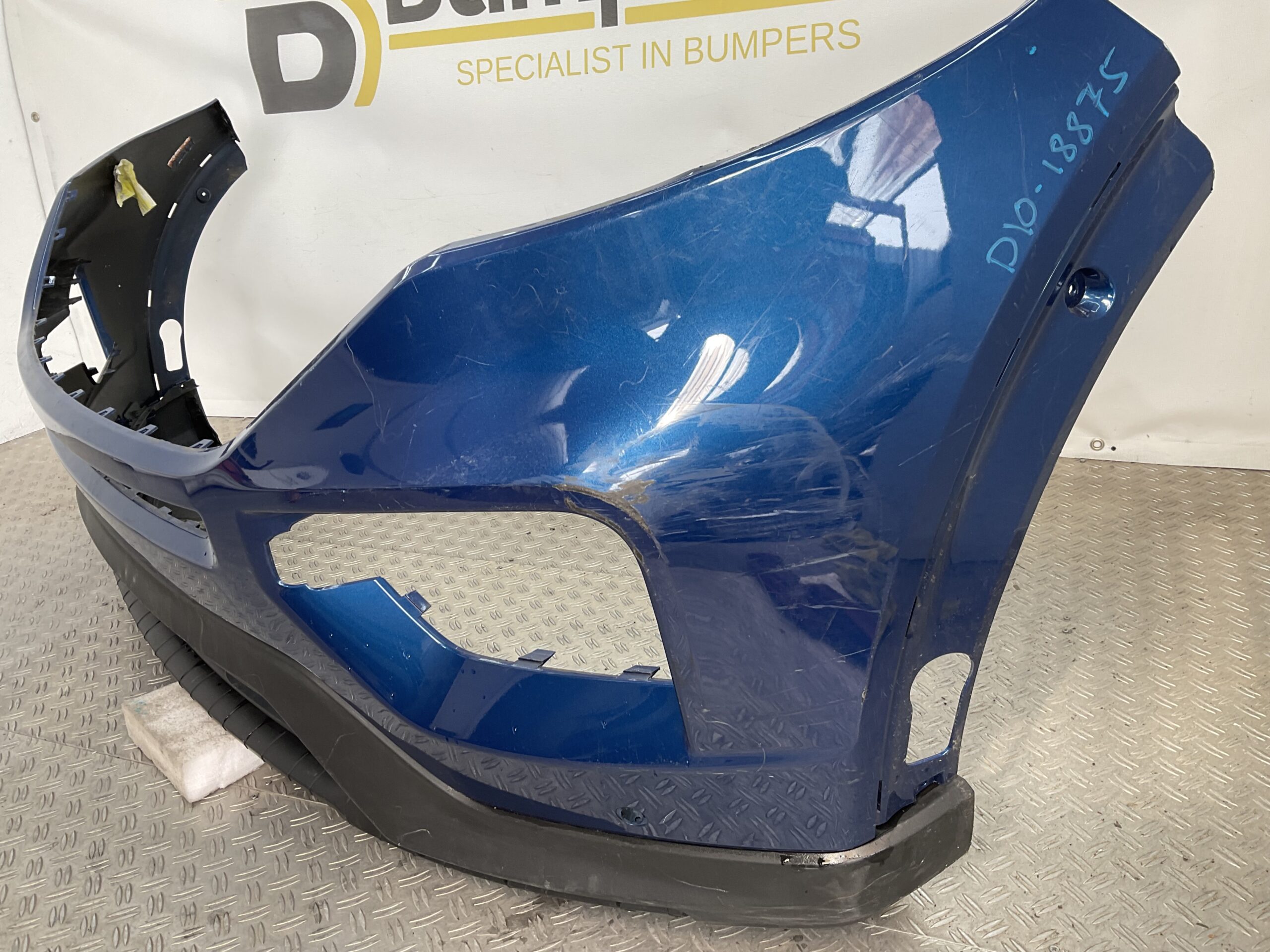 Bumper Ford Explorer 2020- LB5B17C831-AA Voorbumper D10-18875