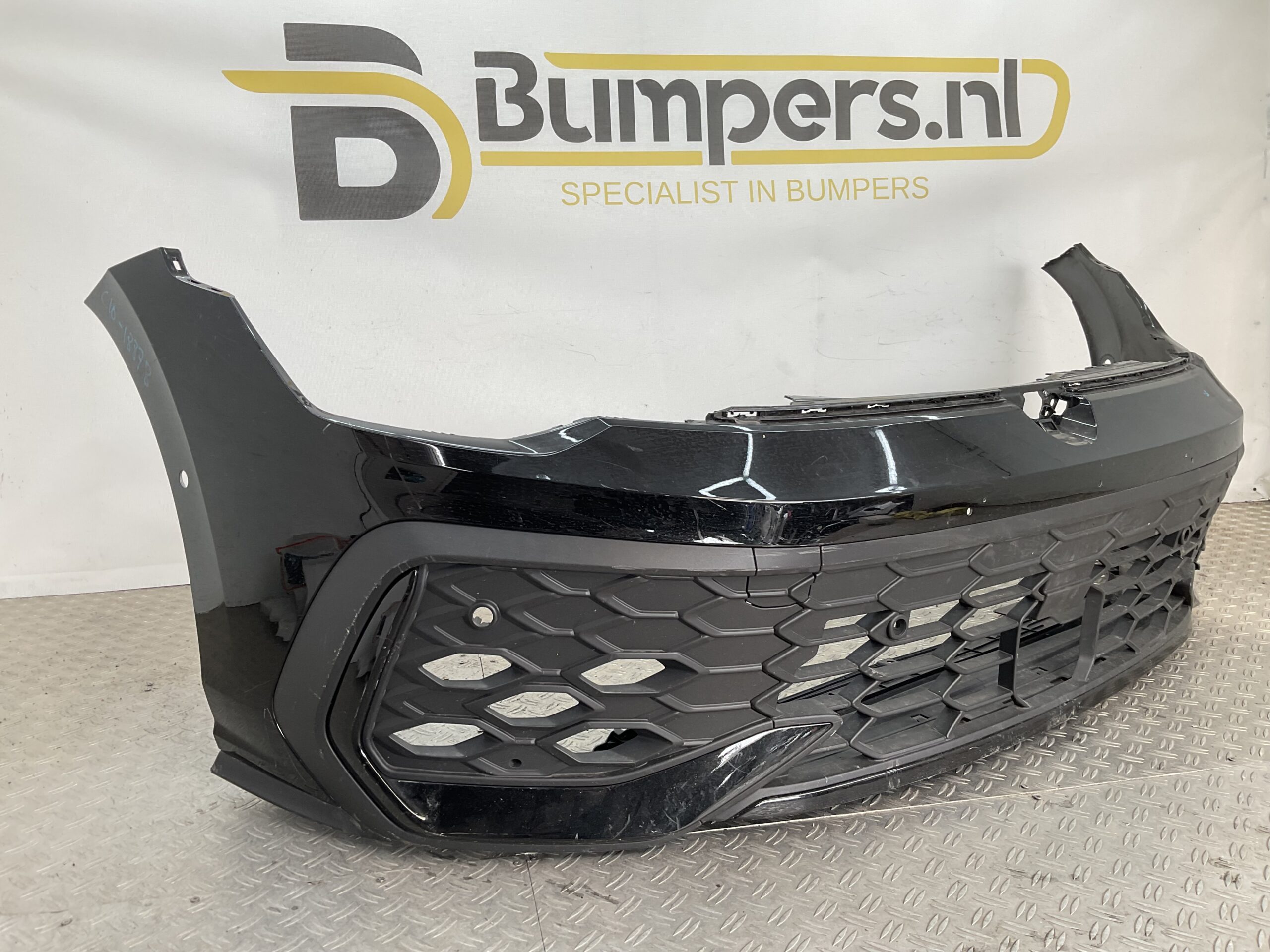 Bumper Volkswagen Golf 8 GTO Clubsport 2019-2024 5H0807221AB Voorbumper C10-18878