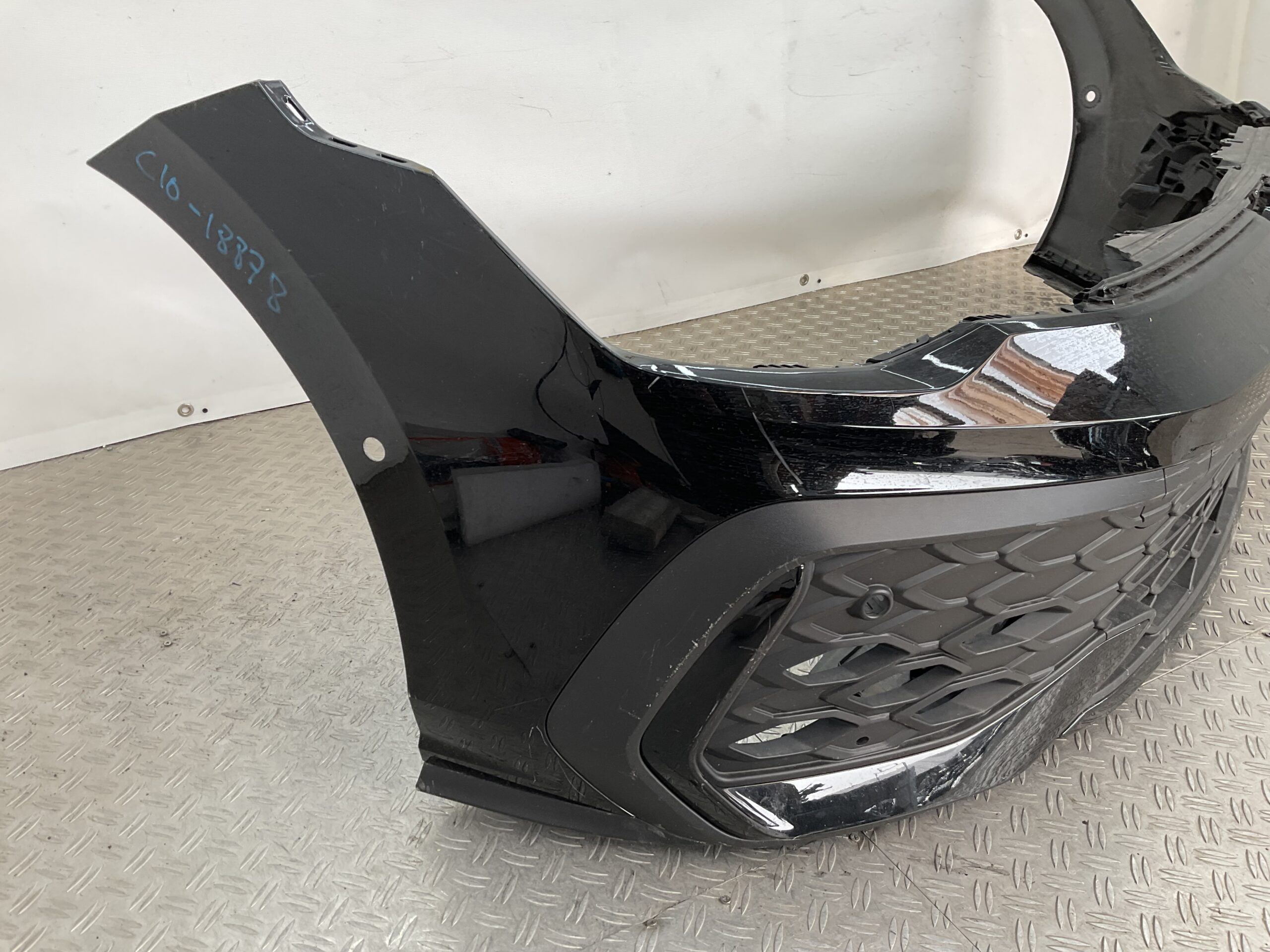 Bumper Volkswagen Golf 8 GTO Clubsport 2019-2024 5H0807221AB Voorbumper C10-18878