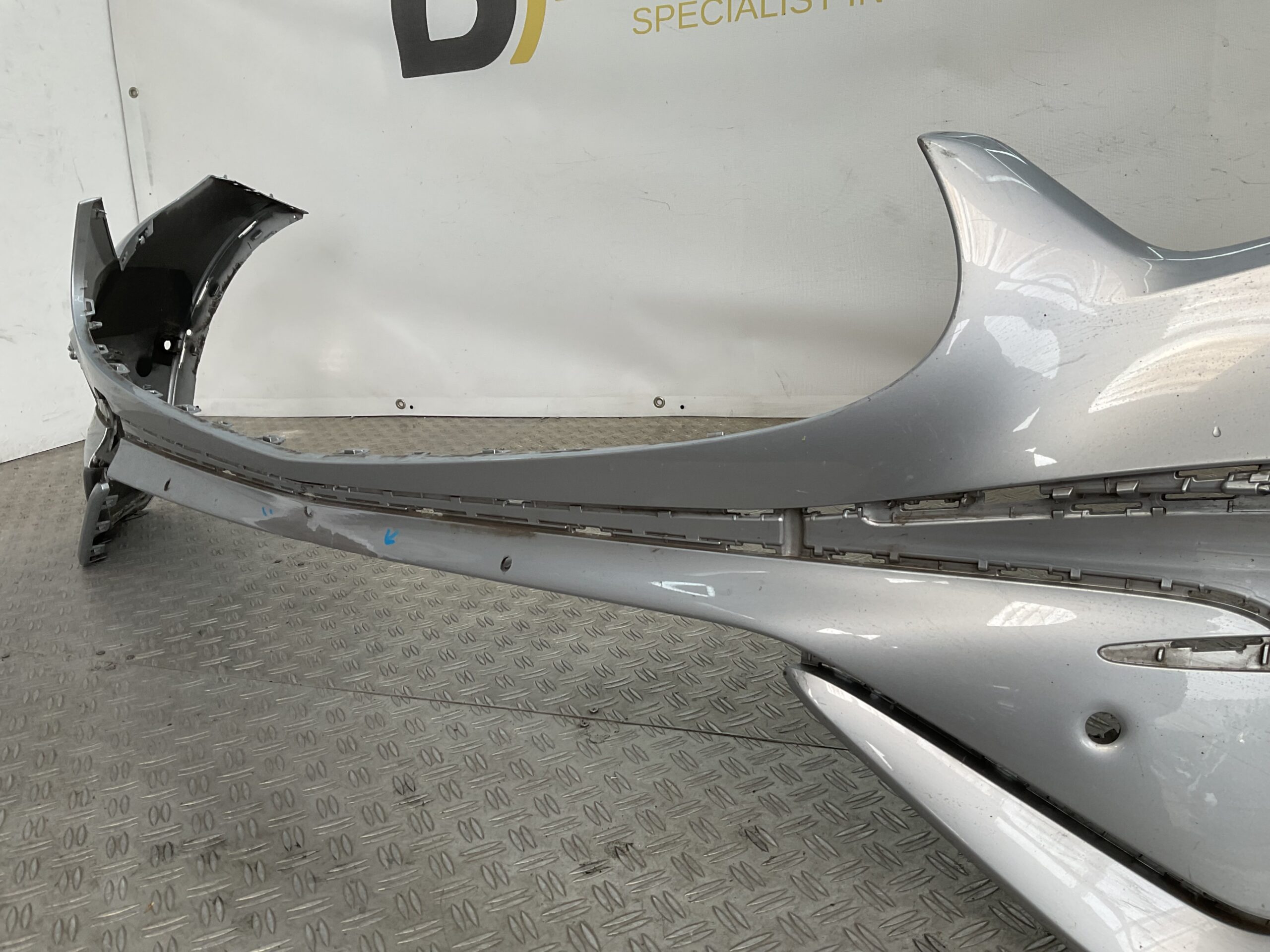 Bumper Mercedes-Benz Glc w254 AMG Facelift 2024-2026 A2548851501 Voorbumper B3-18882