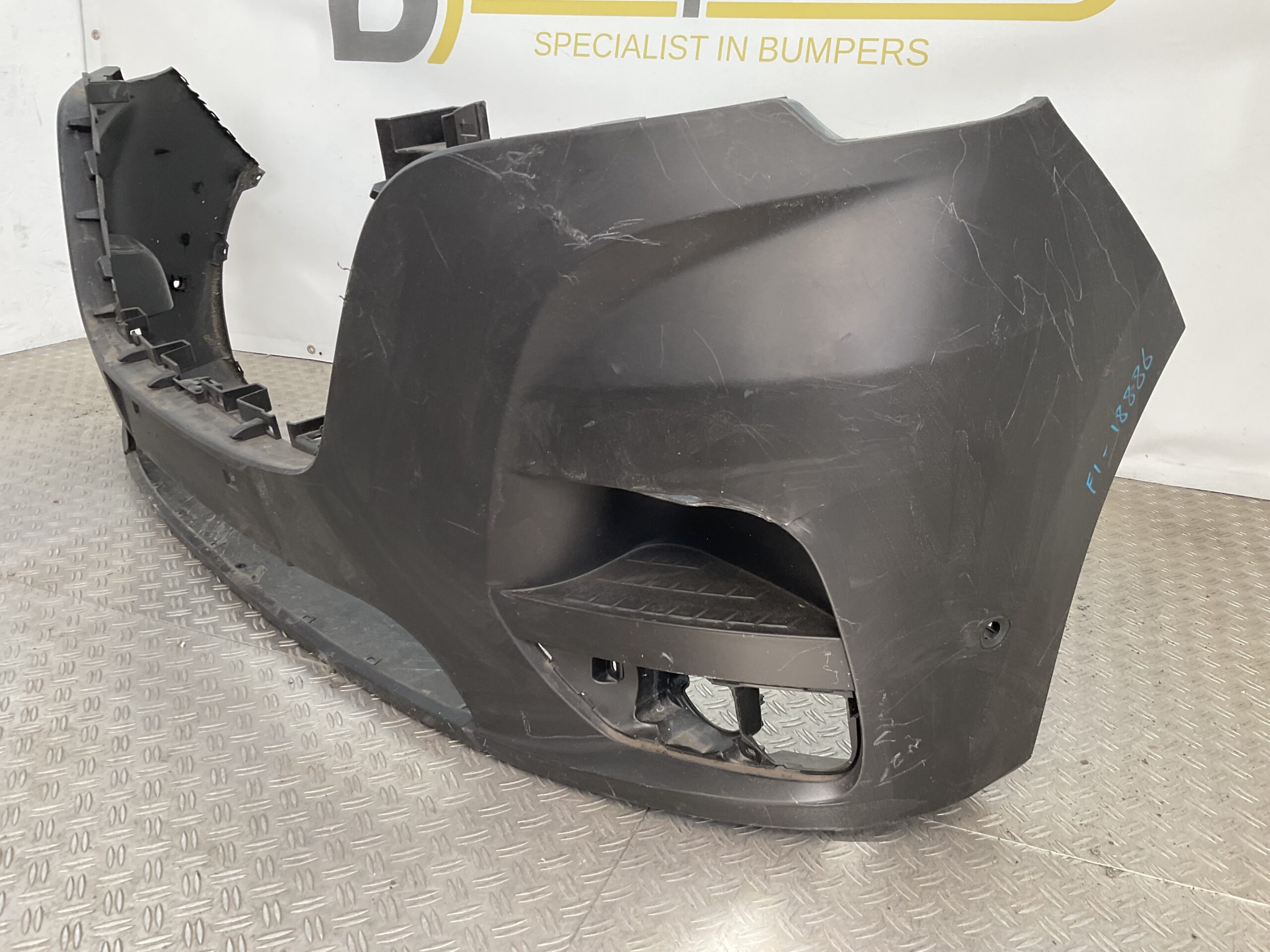 BUMPER Renault Master 3 19-24 620228205R VOORBUMPER F1-18886