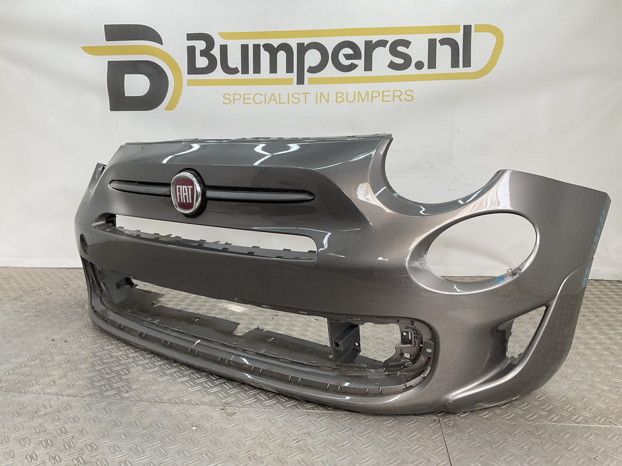 BUMPER Fiat 500 Facelift 2016-2021 735619571 VOORBUMPER B3-18888